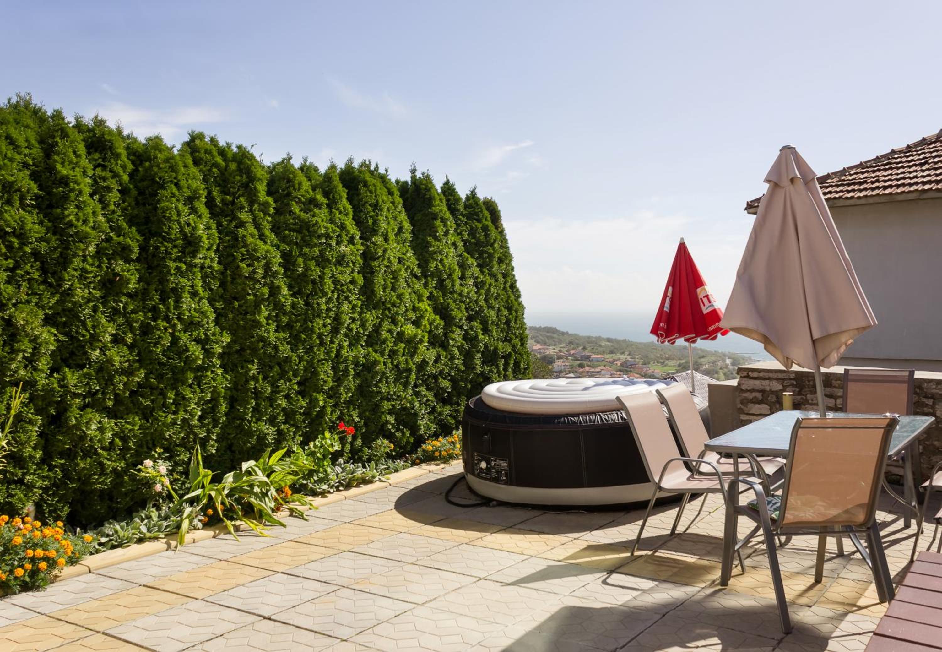 Balchik Sea View Escape 5BR Luxury with Hot Tub & Free Parking