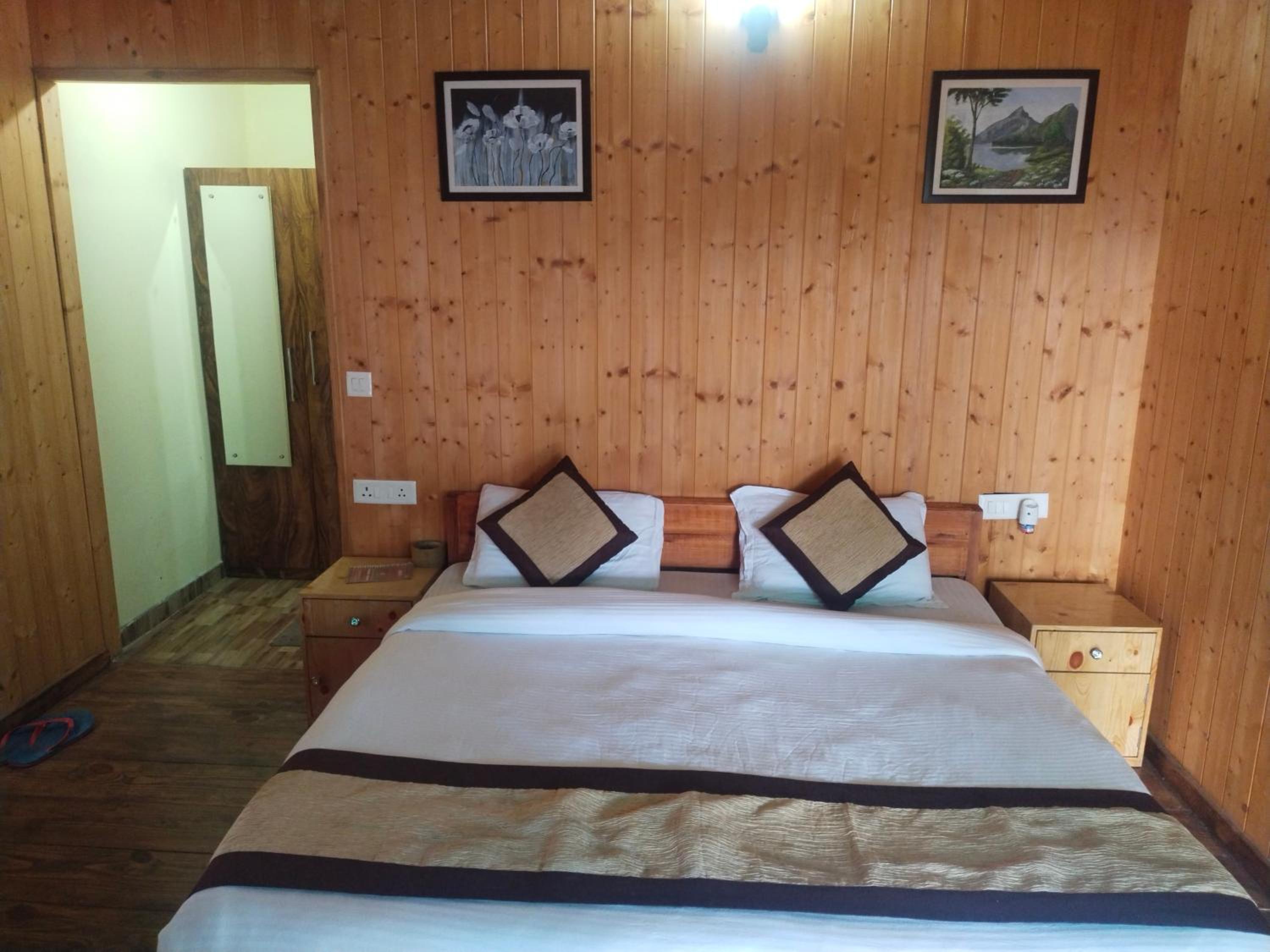 Way Wood Wind Lodge