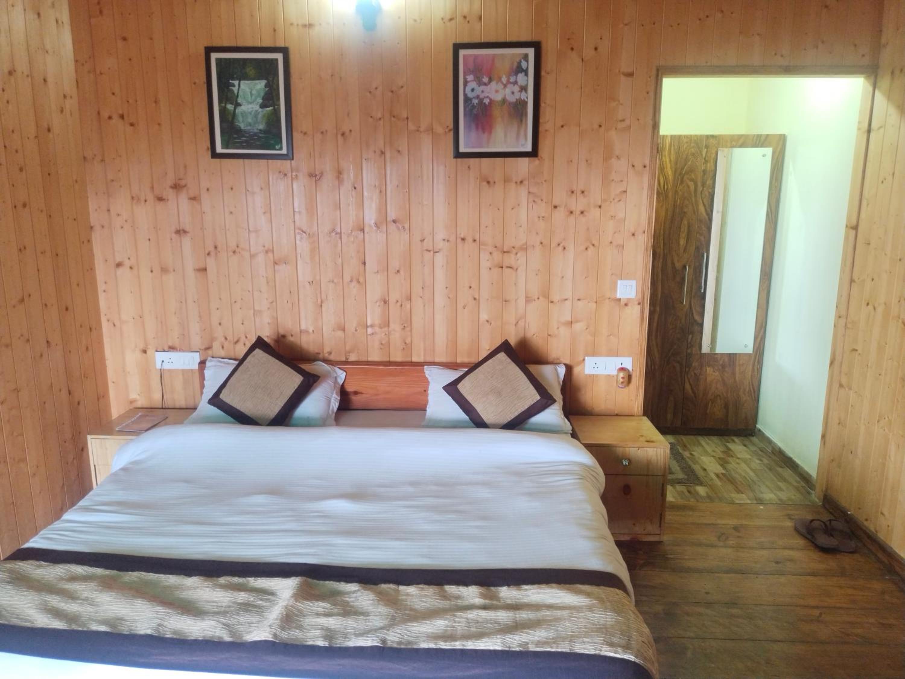 Way Wood Wind Lodge