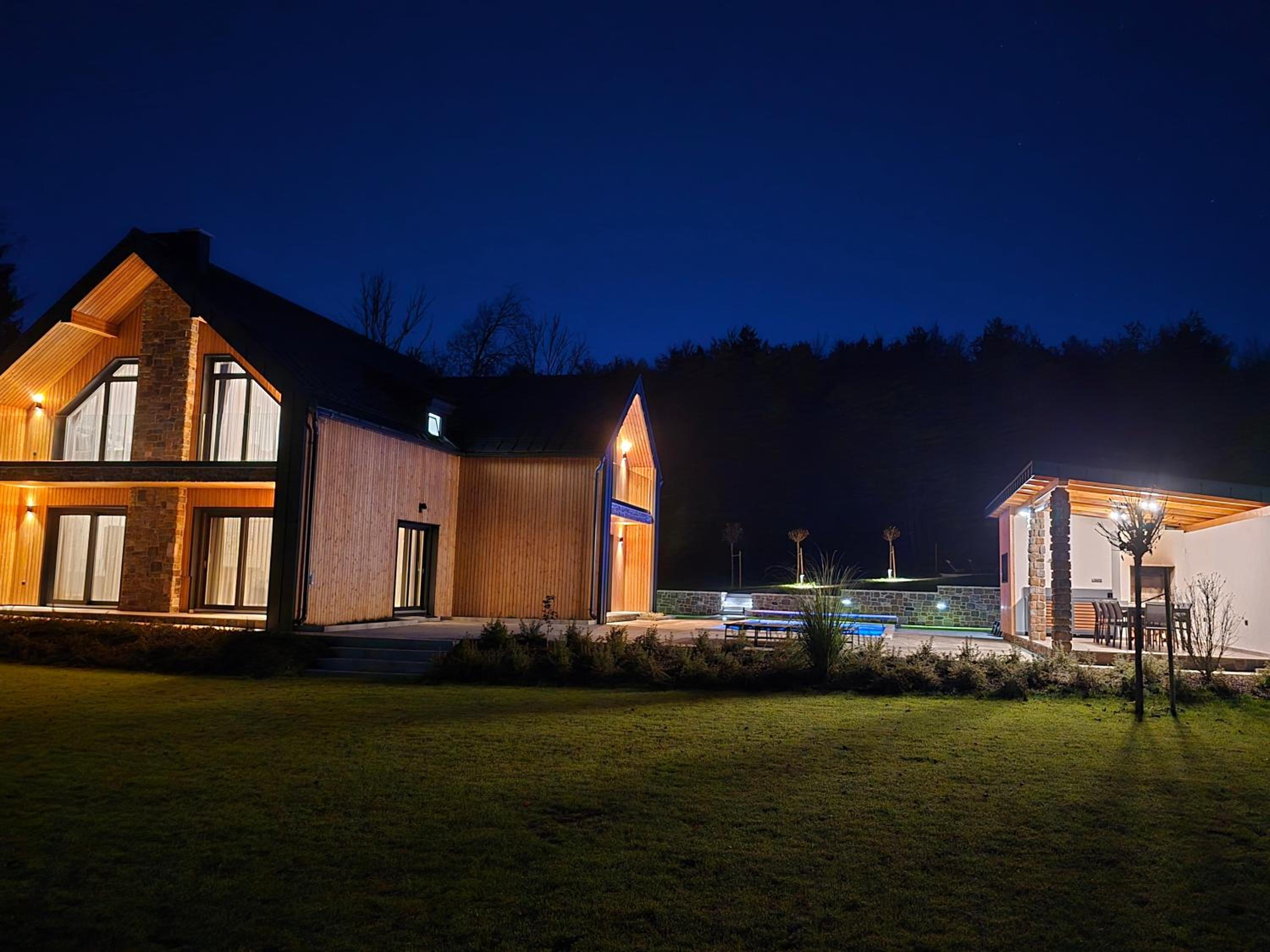 Villa Korina - Mountains, Tranquility, and Comfort view 3