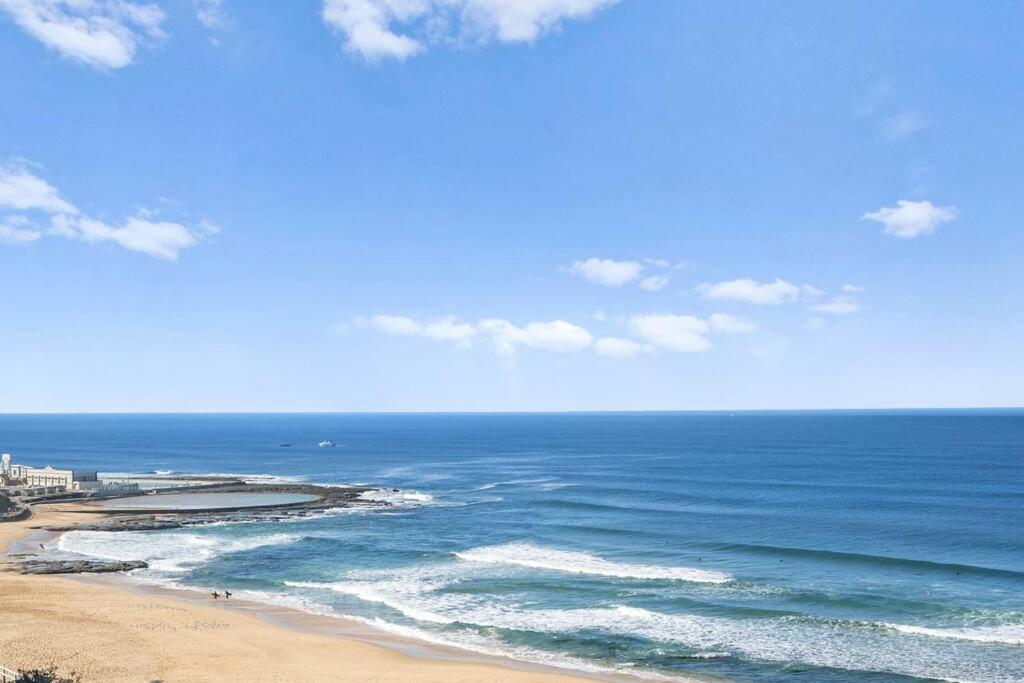 Coastal Luxe - Reduced! - Please check photos
