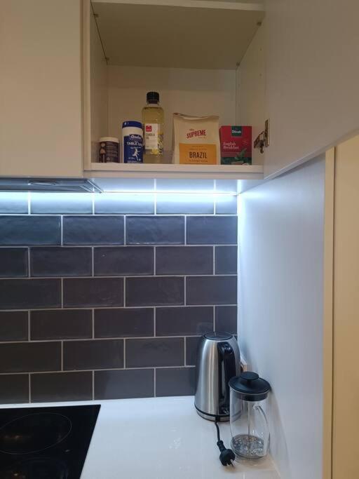 Stylish City Apt, Prime Location