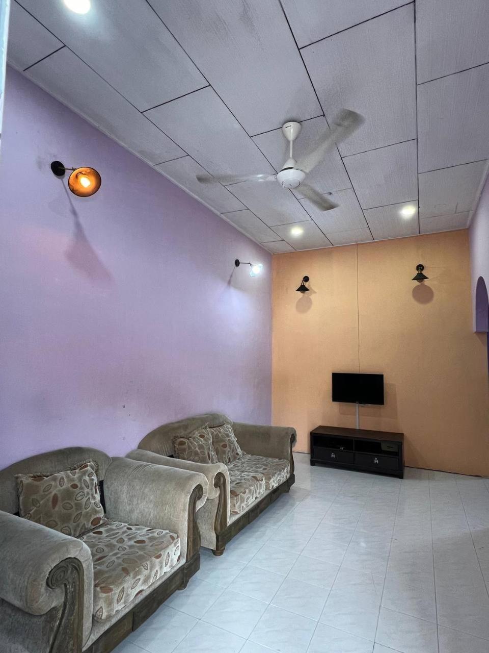 Epy Homestay Teluk Intan