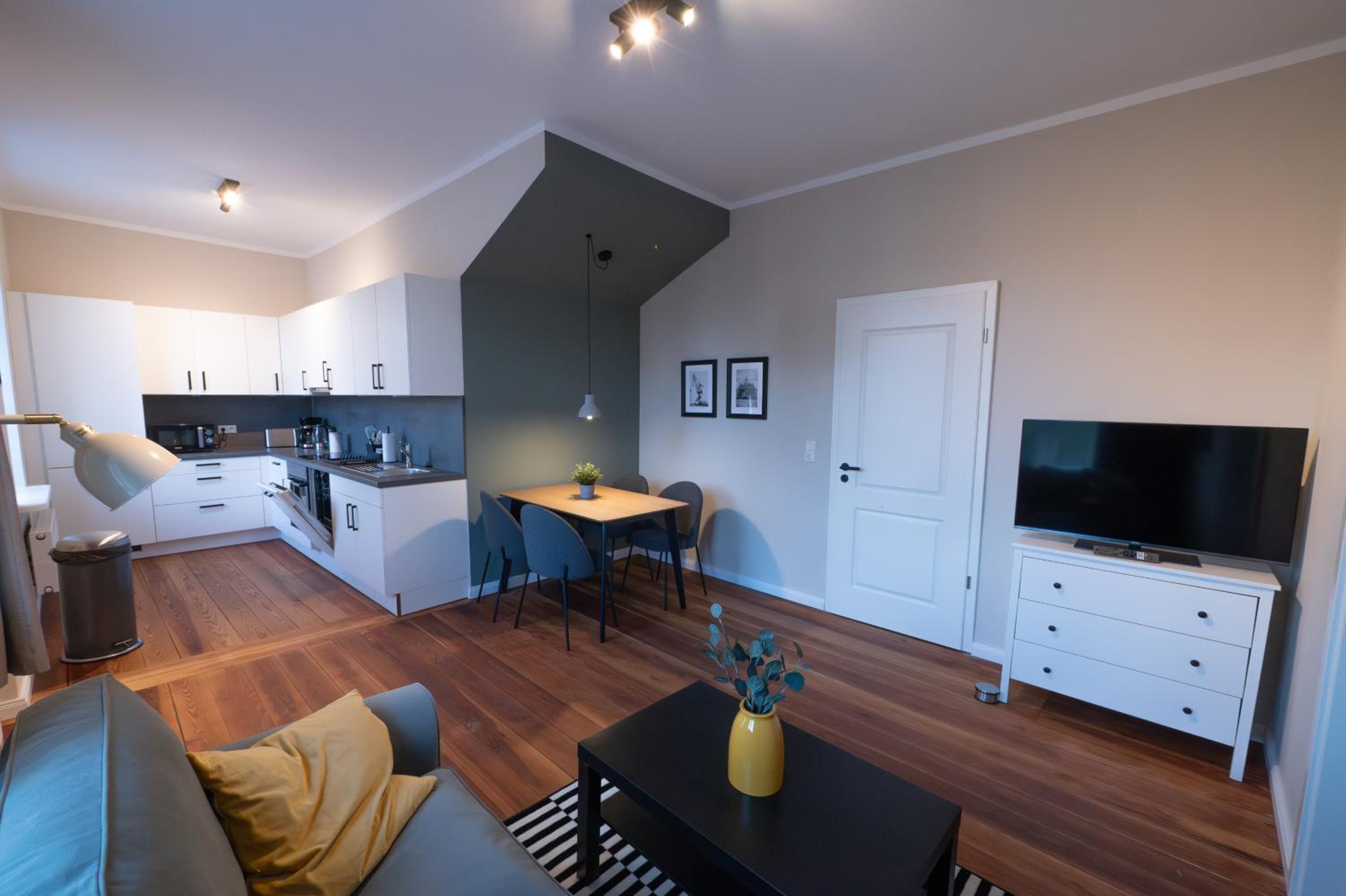078 Großzügige moderne Wohnung