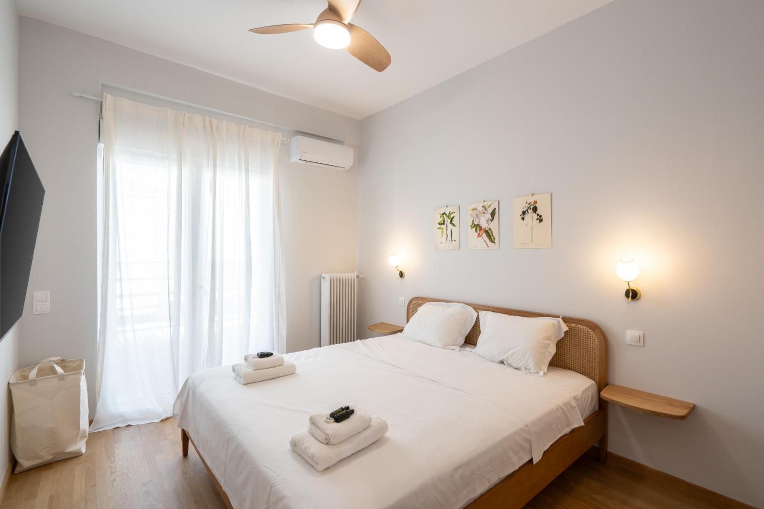 3BR Petralona Escape photo 2