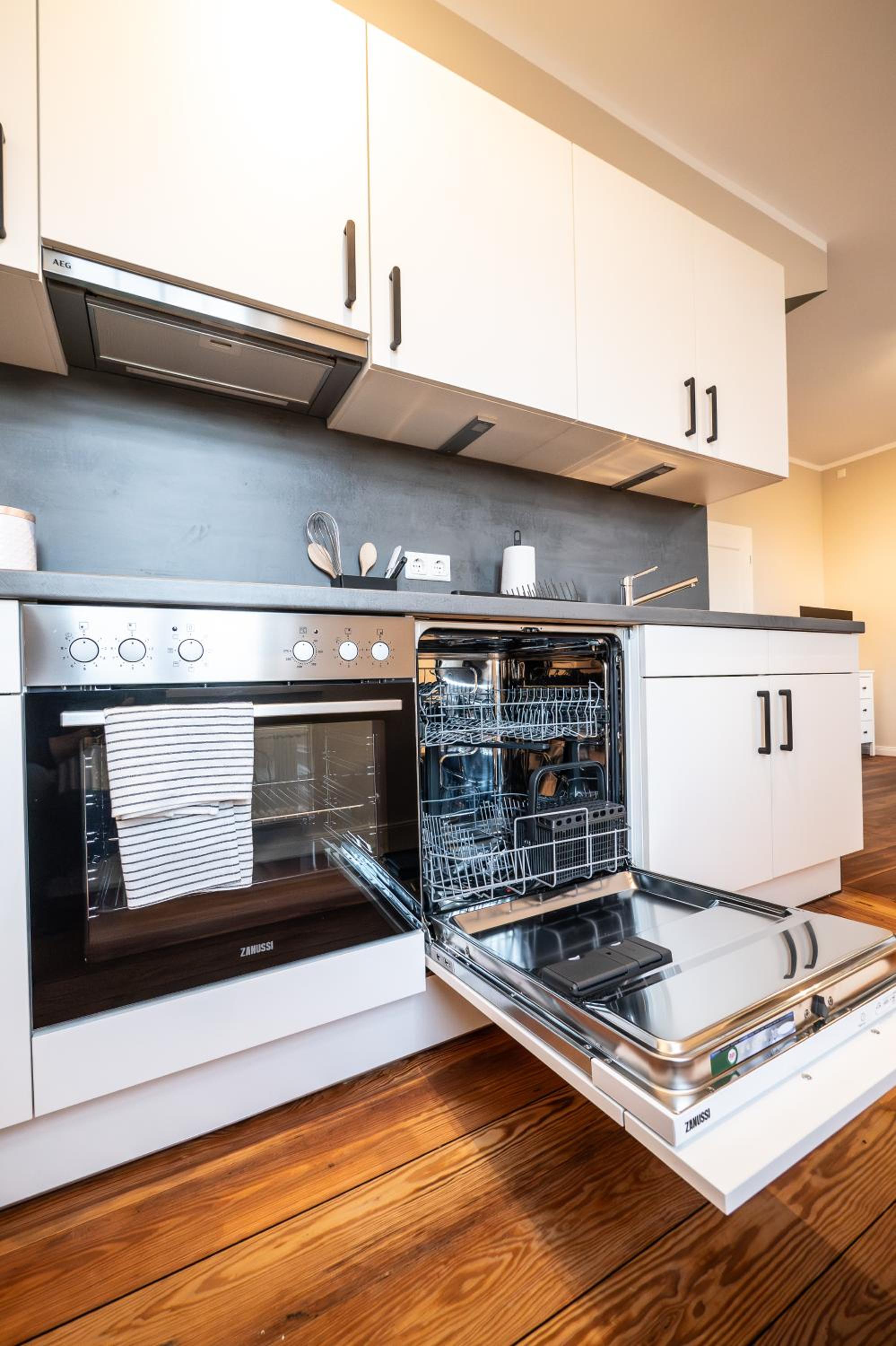 078 Großzügige moderne Wohnung