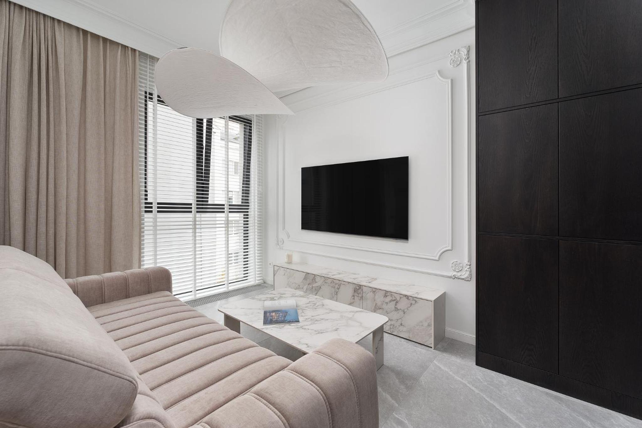 Chronos - Warszawa Wola by Downtown Apartments
