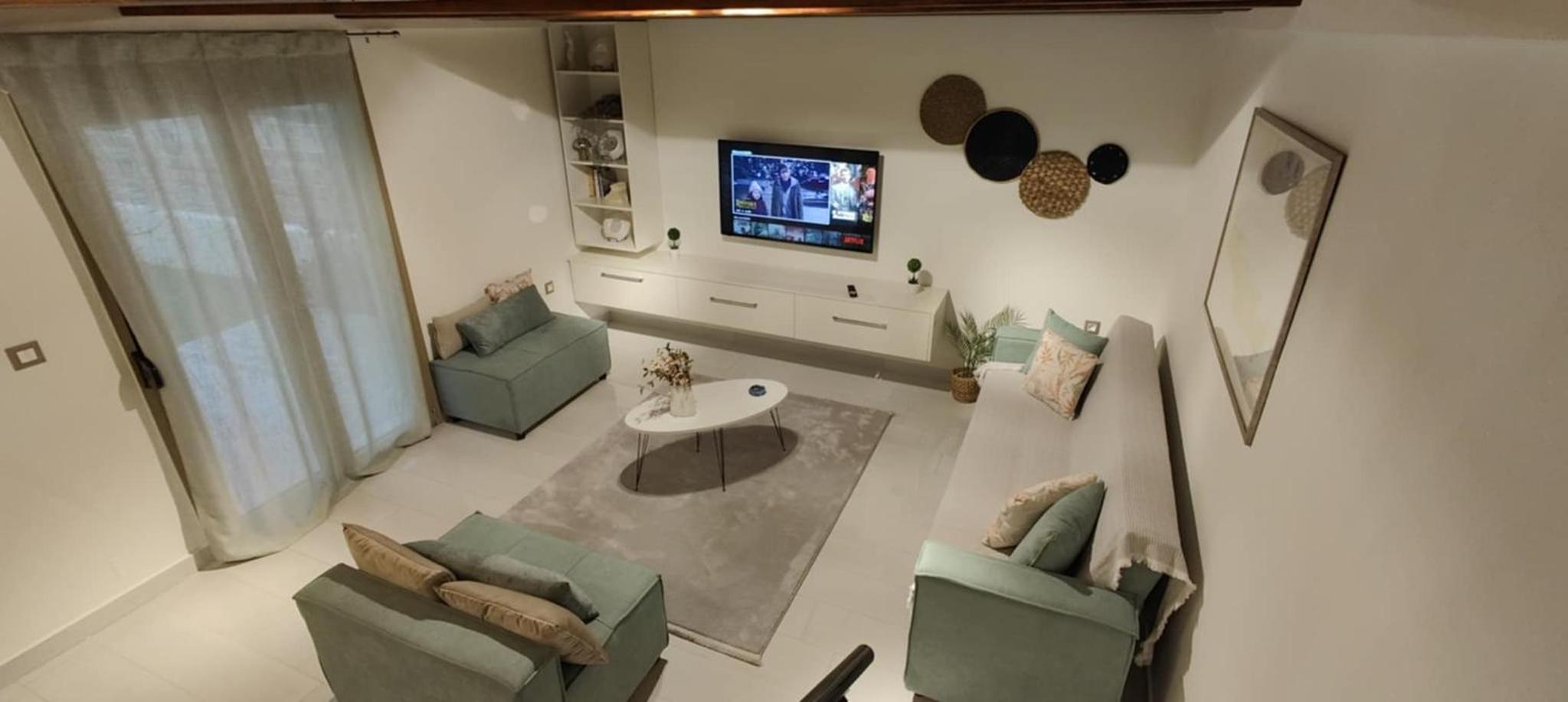 LIVAS Residence