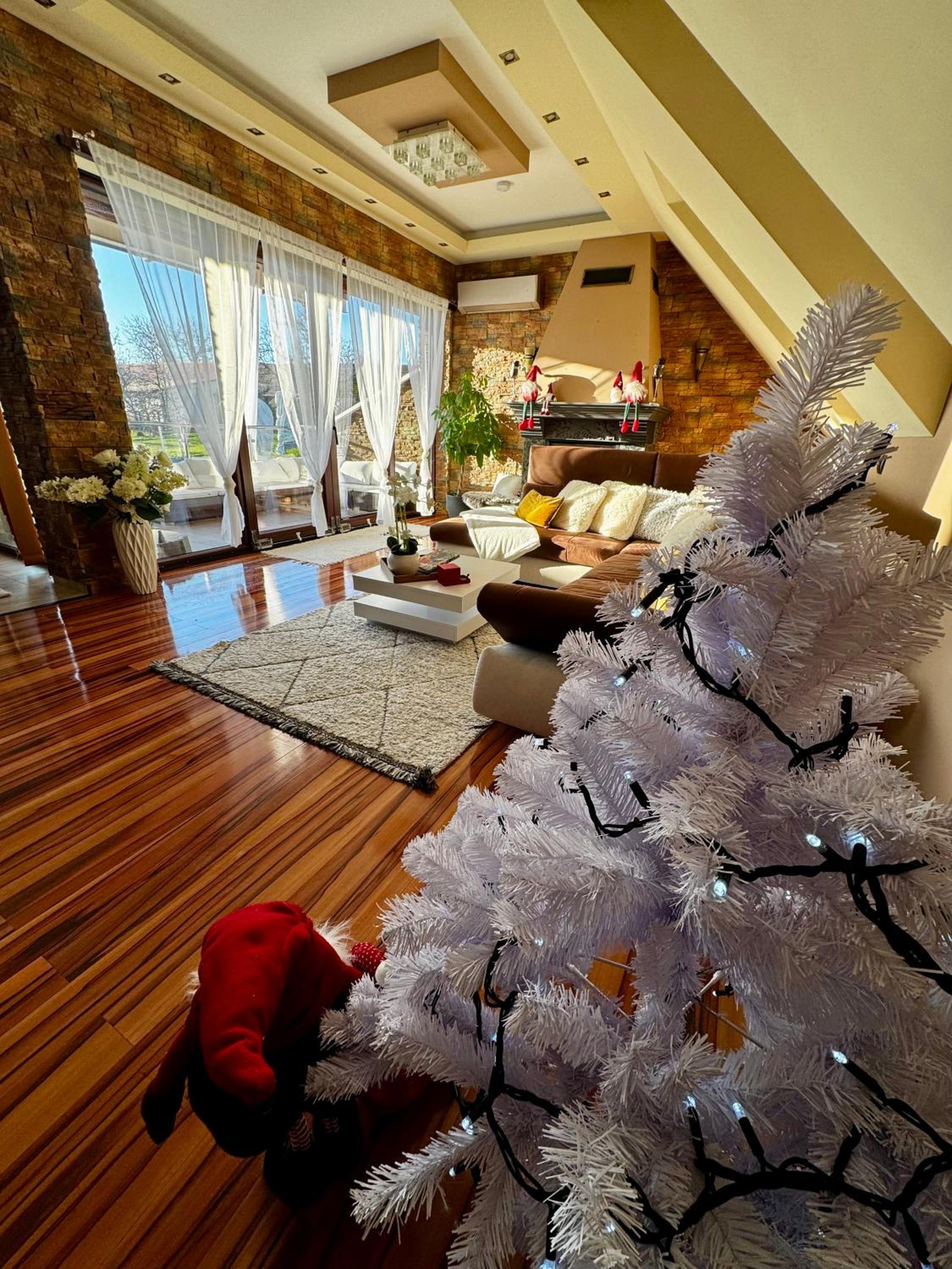 Spa Residence romantic House with jakuzzi