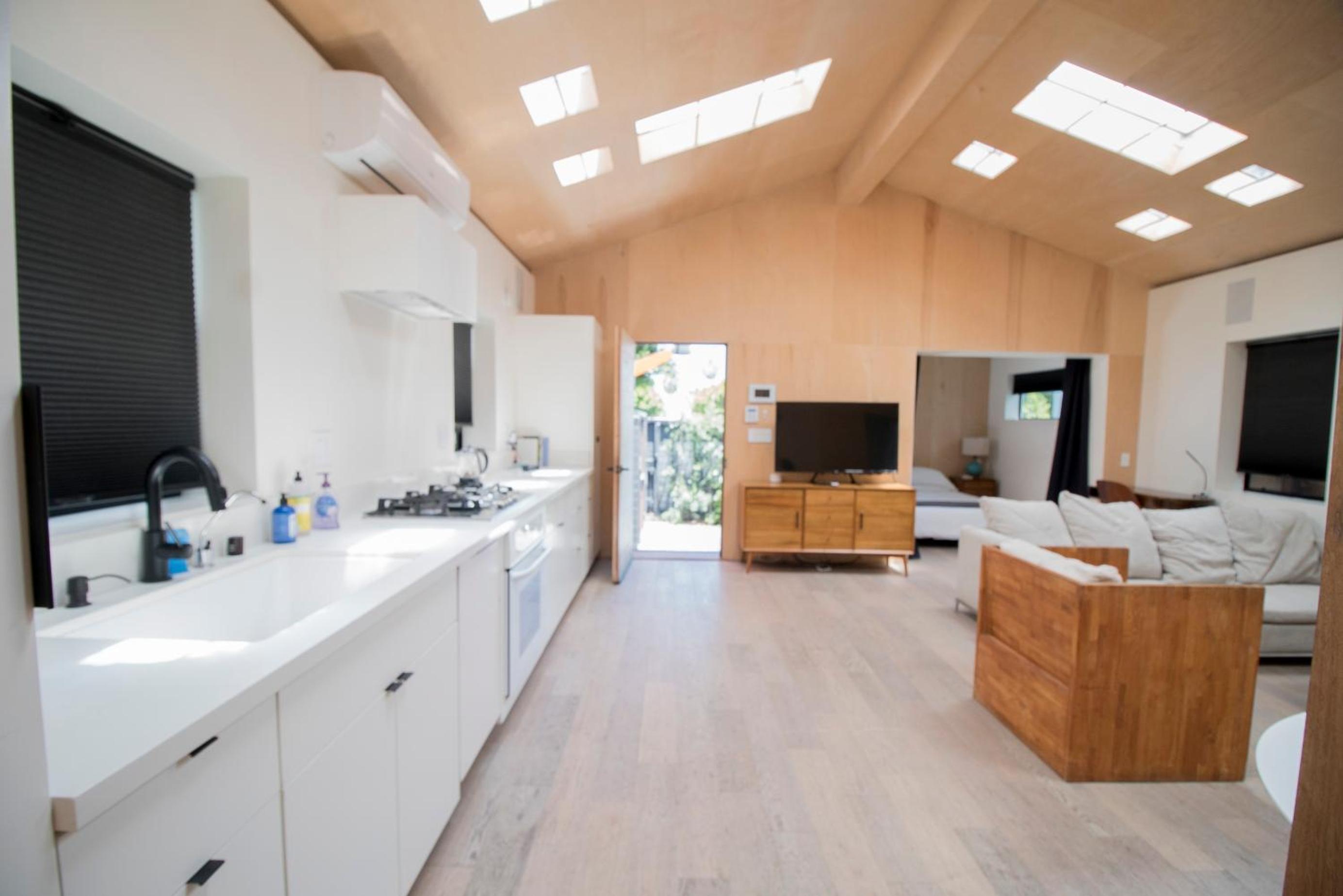 Venice Beach Bungalow at the best location