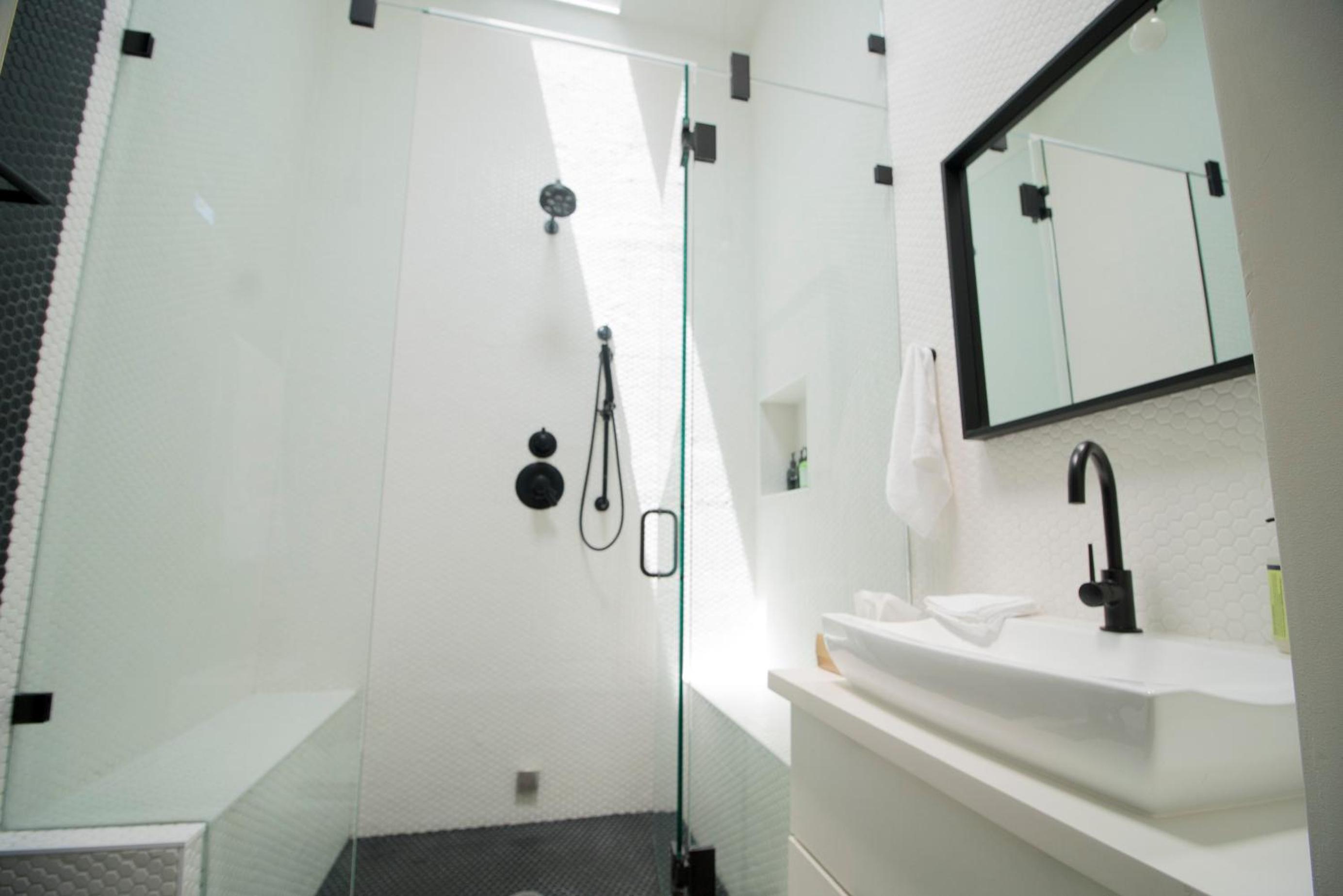 Venice Beach Bungalow at the best location