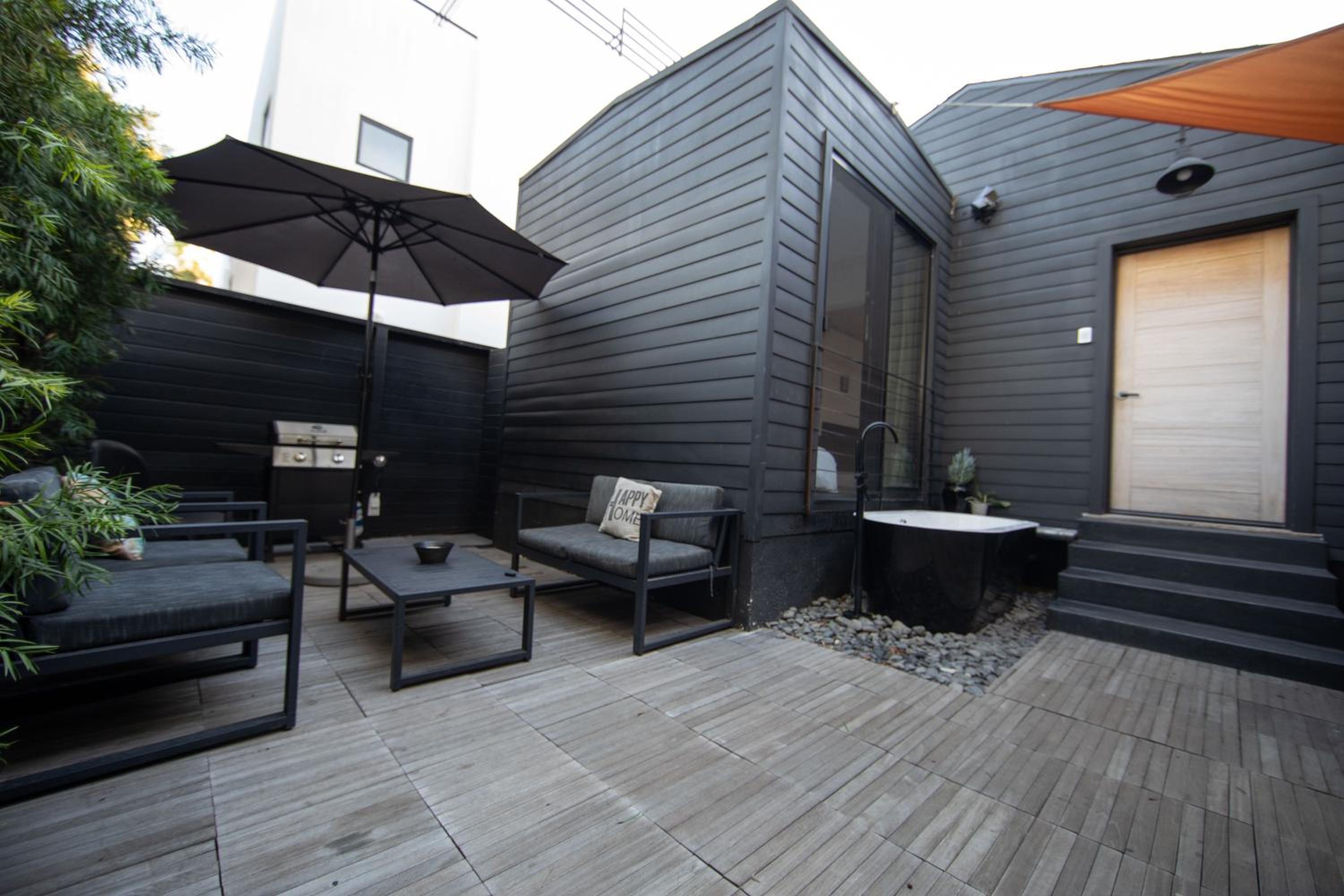 Venice Beach Bungalow at the best location