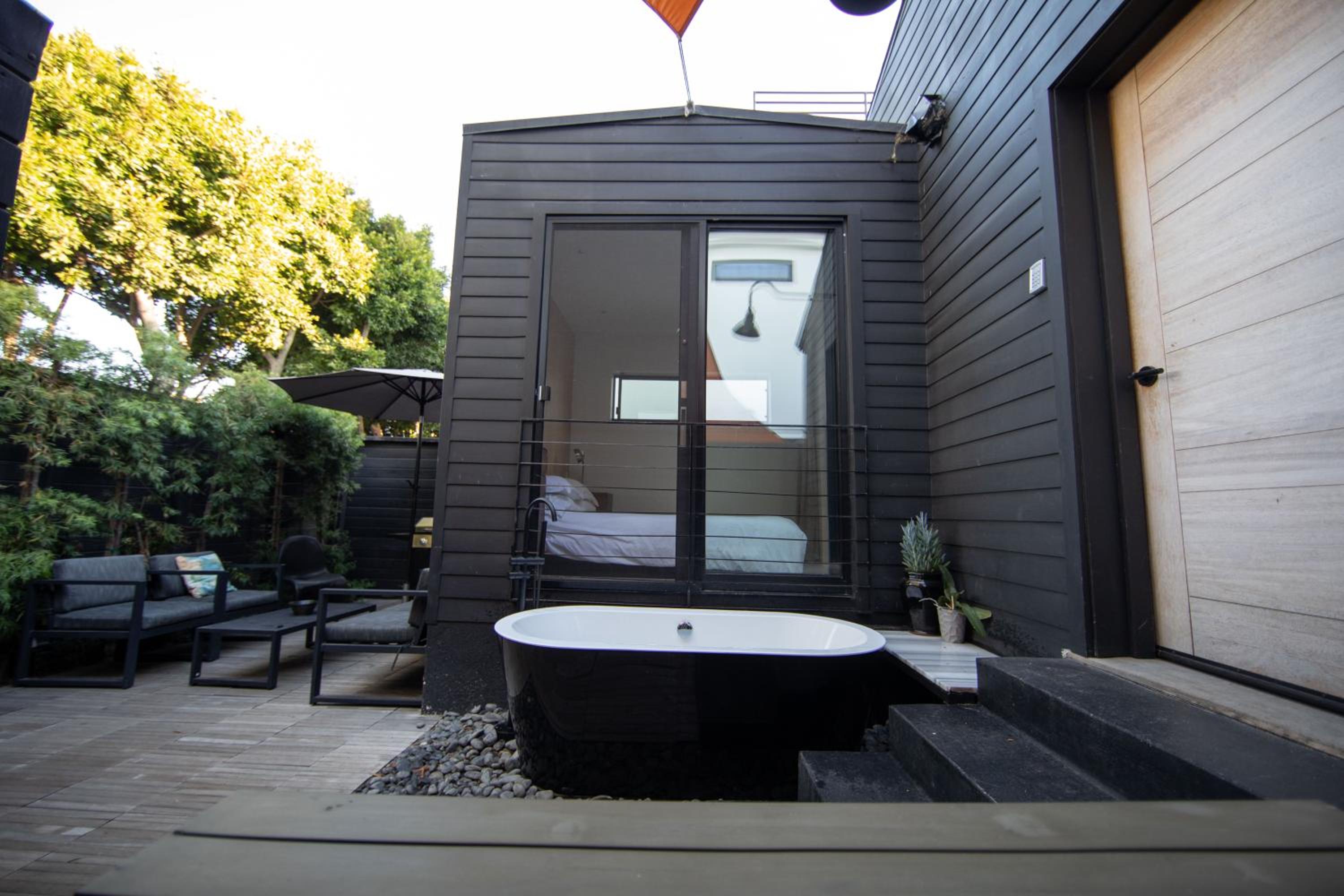 Venice Beach Bungalow at the best location