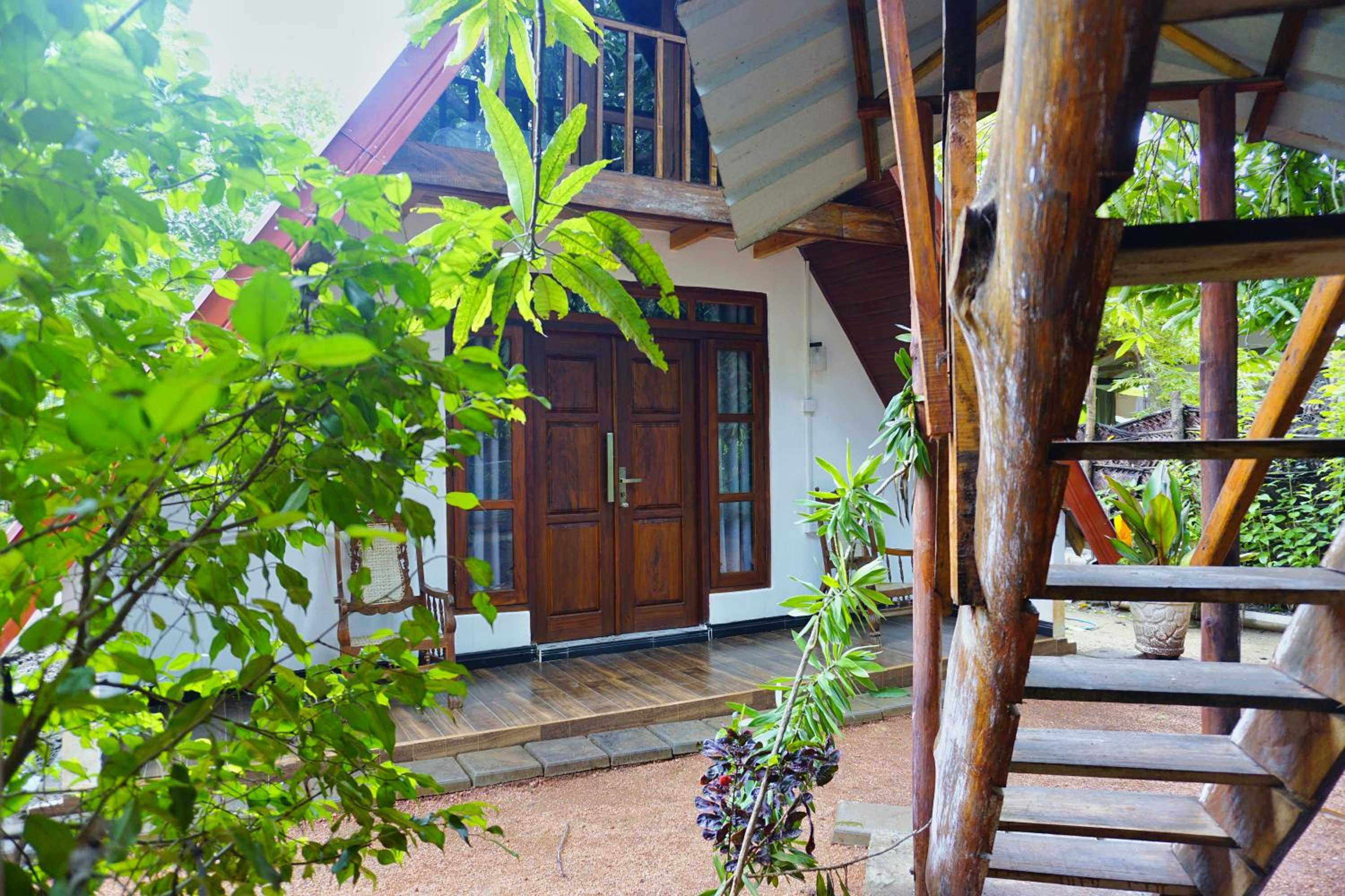 Sky Villa Sigiriya view 2