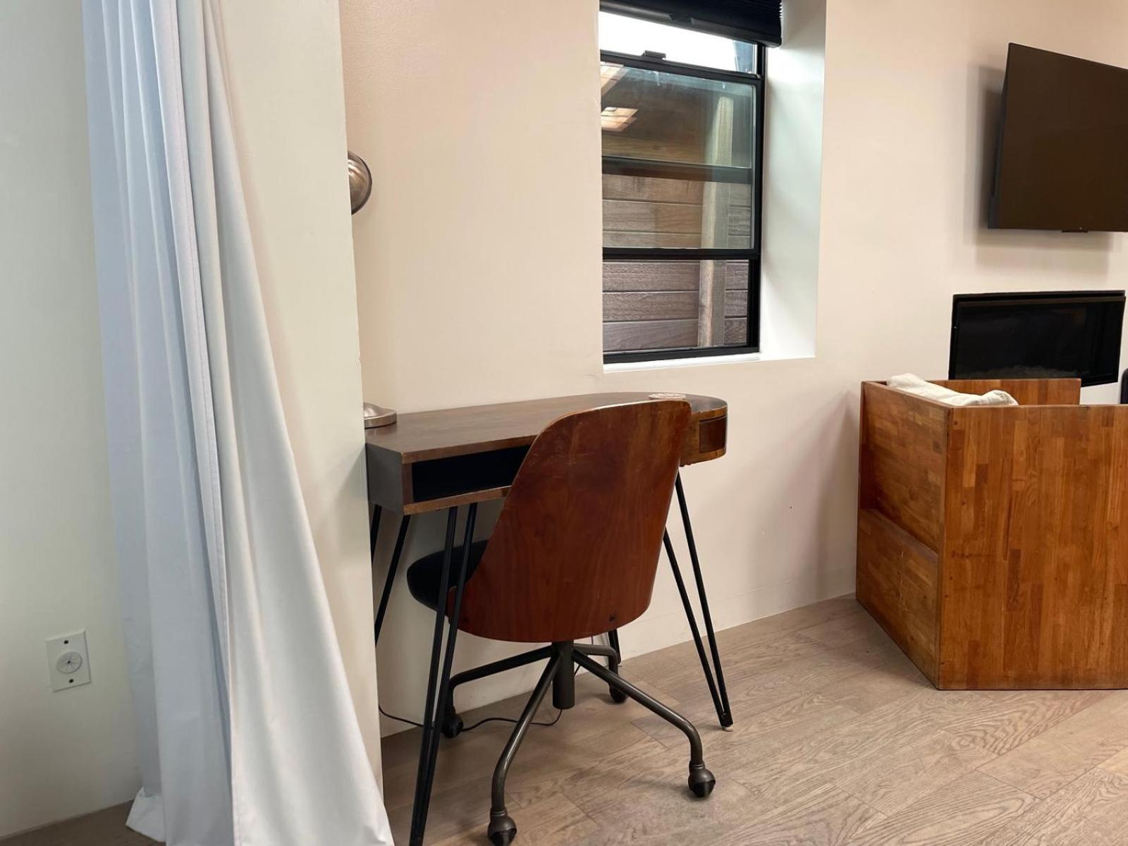 Venice Beach Bungalow at the best location