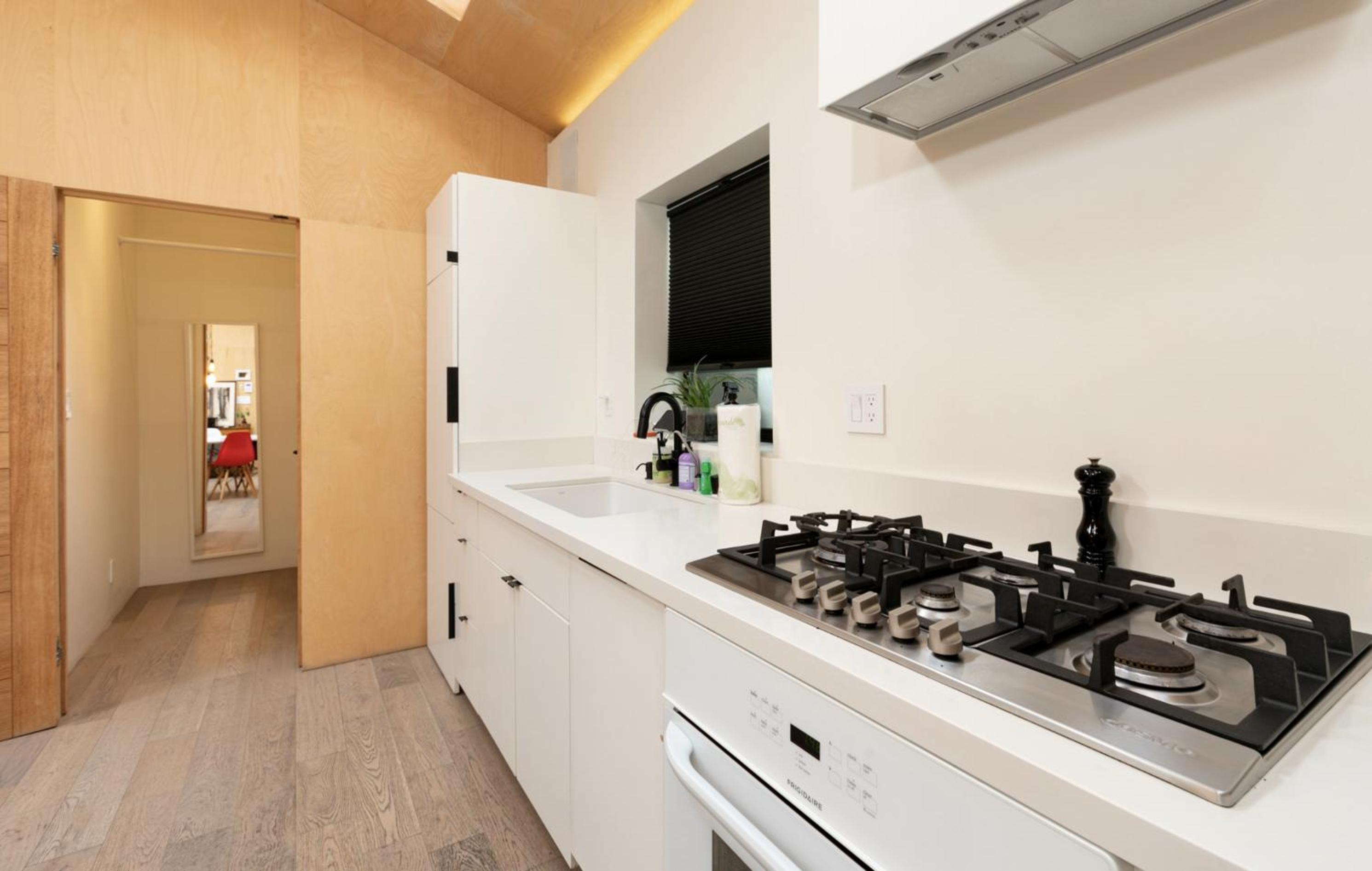 Venice Beach Bungalow at the best location