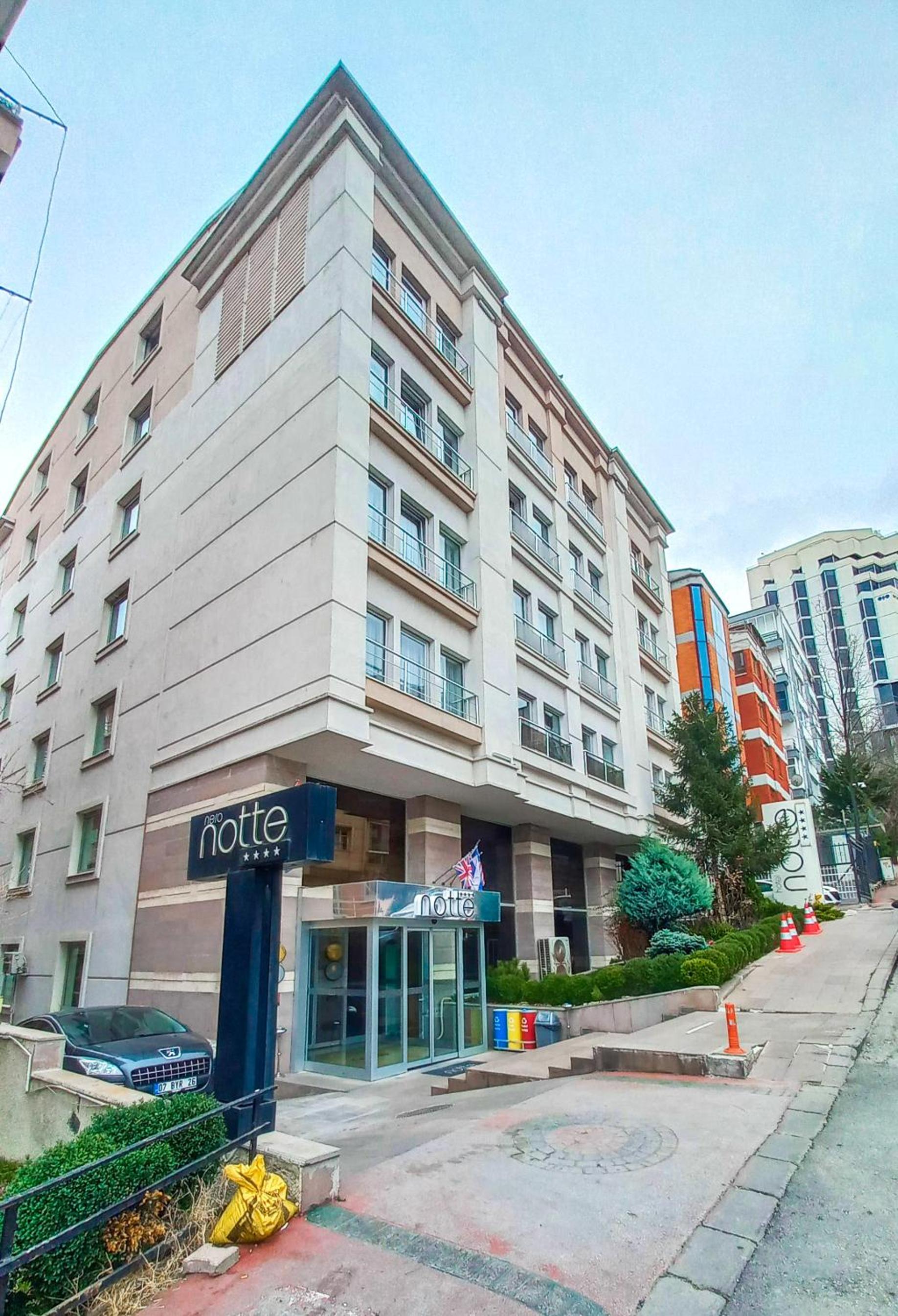 Notte Otel - Image 41