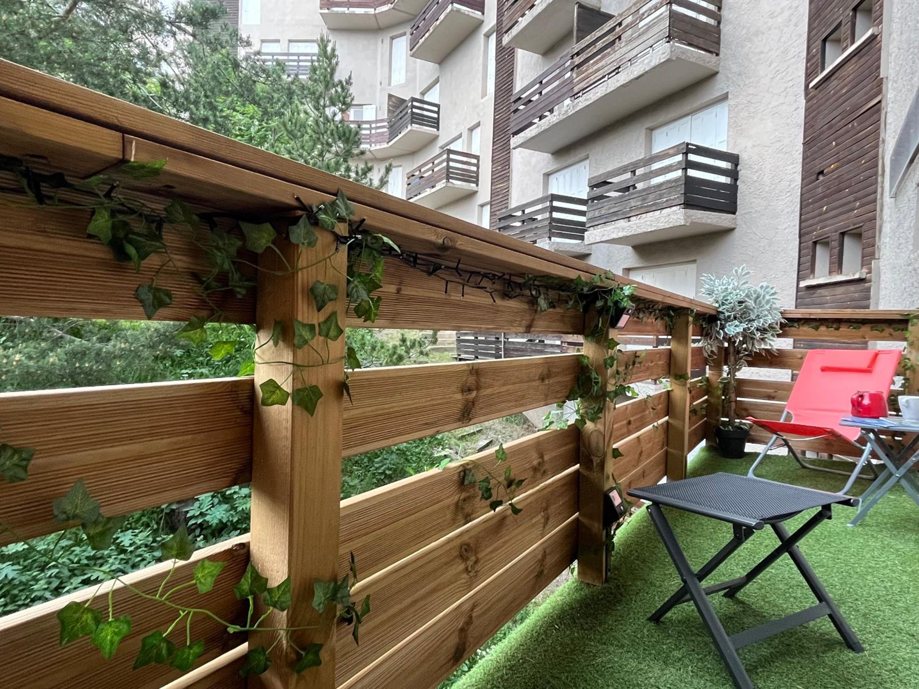 SUPERBE T2 ATYPIQUE-Vue PANORAMIQUE-IDEALEMENT SITUE !