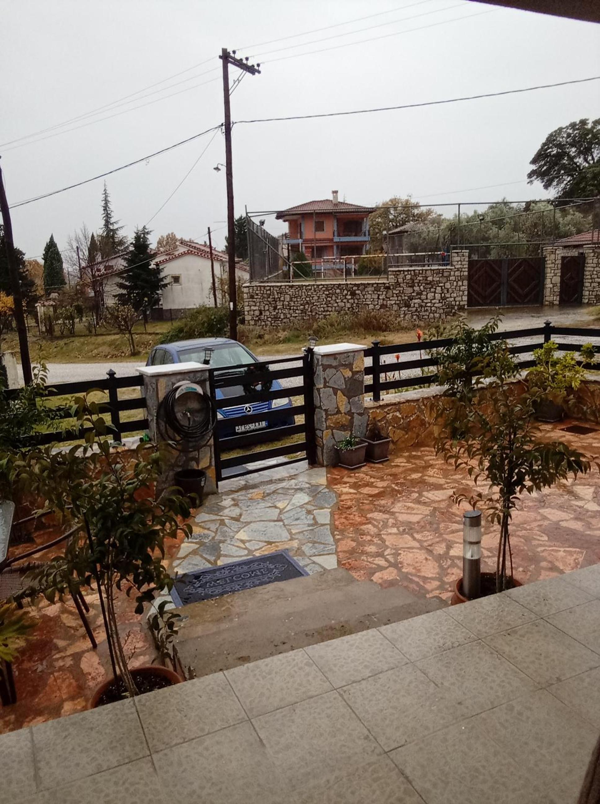 Traditional villa KALAMPAKA