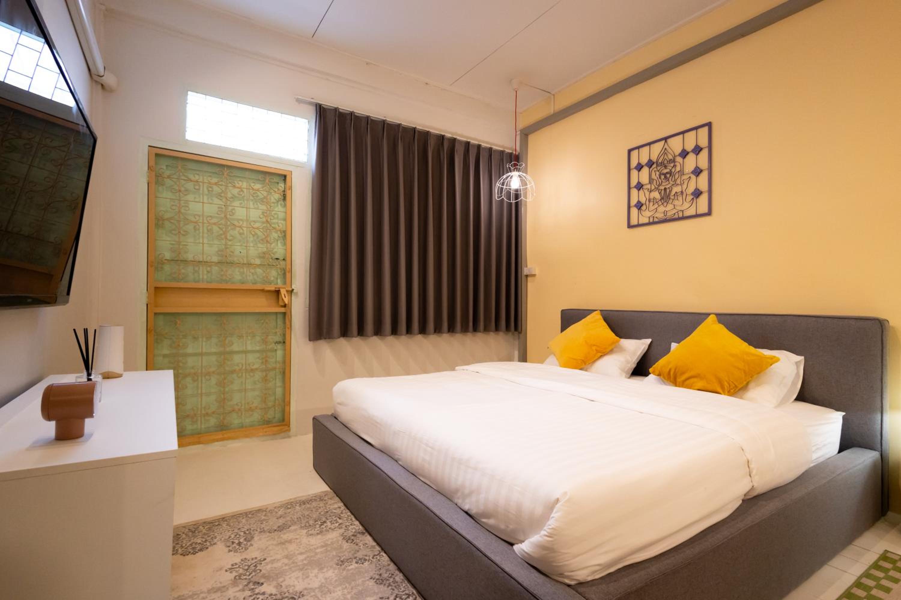 Siam Twin Charoenkrung