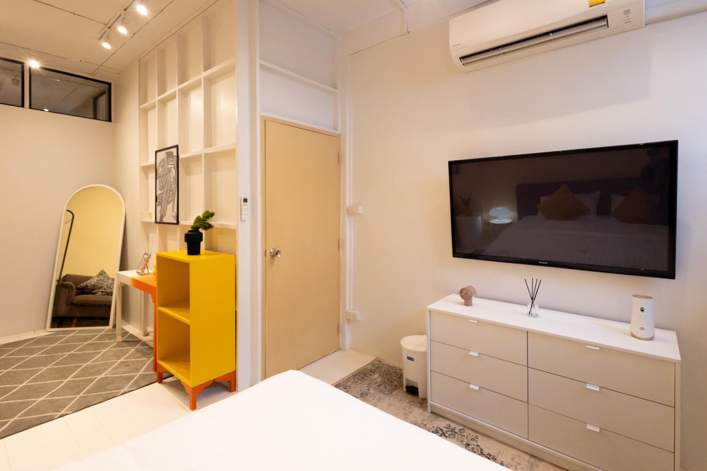 Siam Twin Charoenkrung
