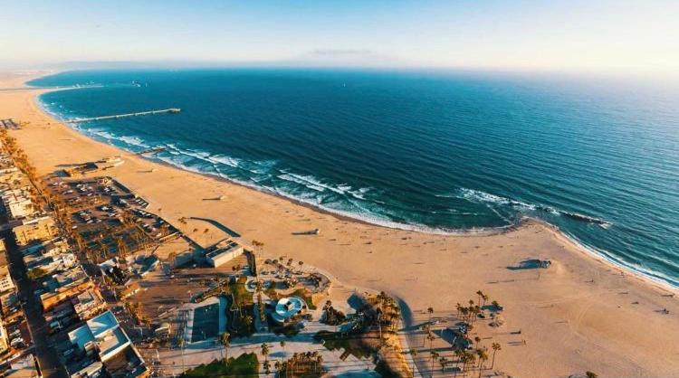 Venice Beach Bungalow at the best location