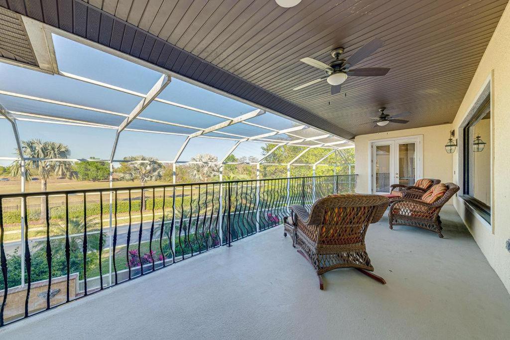Spacious 7 Bedroom Home Close To Disney