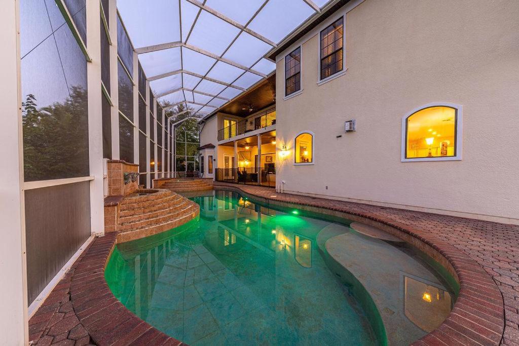 Spacious 7 Bedroom Home Close To Disney