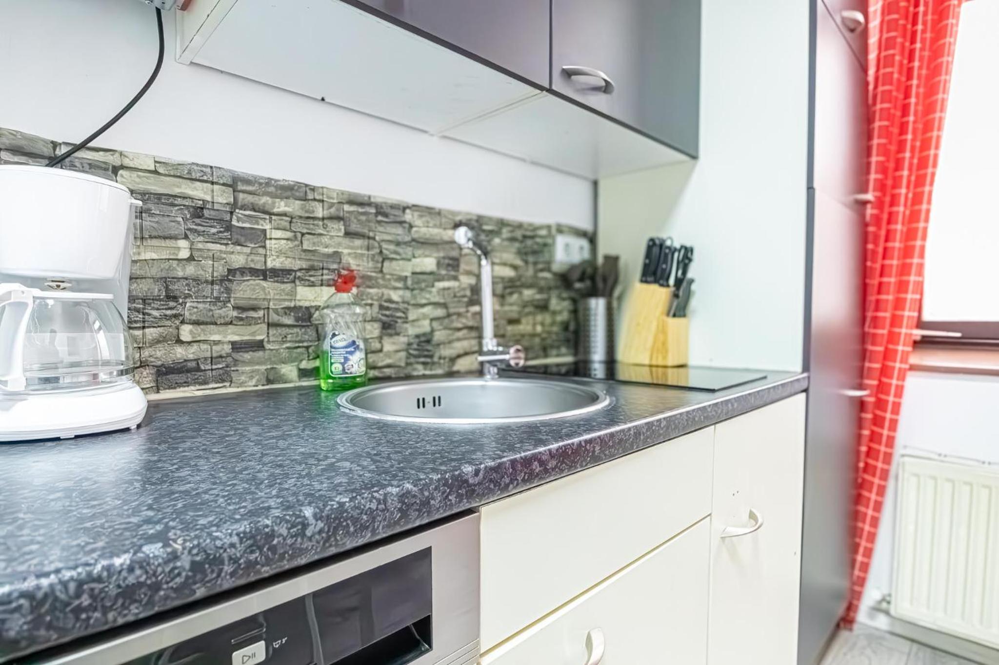 Bright 1BR Apt, Prime Vienna Location & WIFI