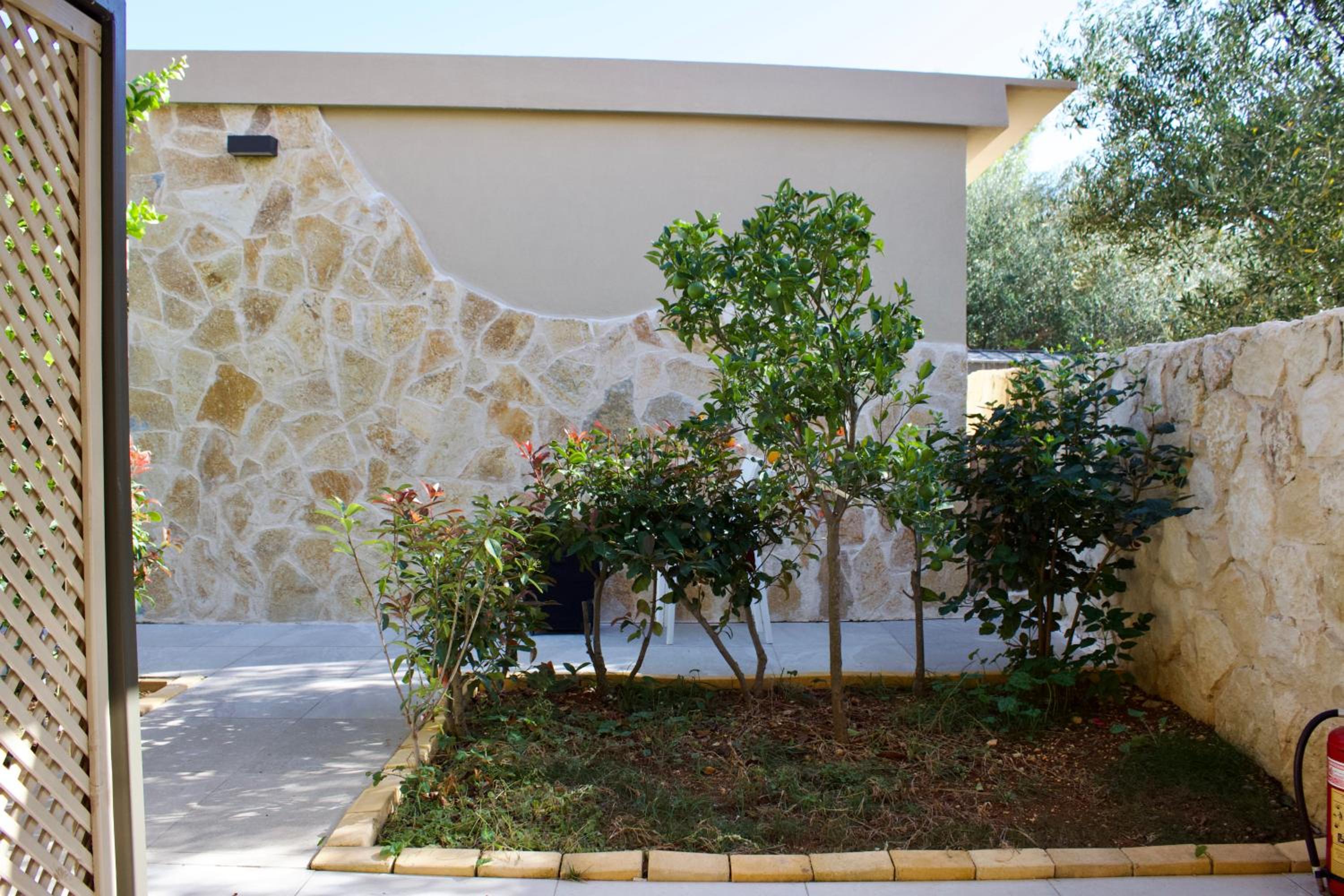 Makris Yialos Apartments