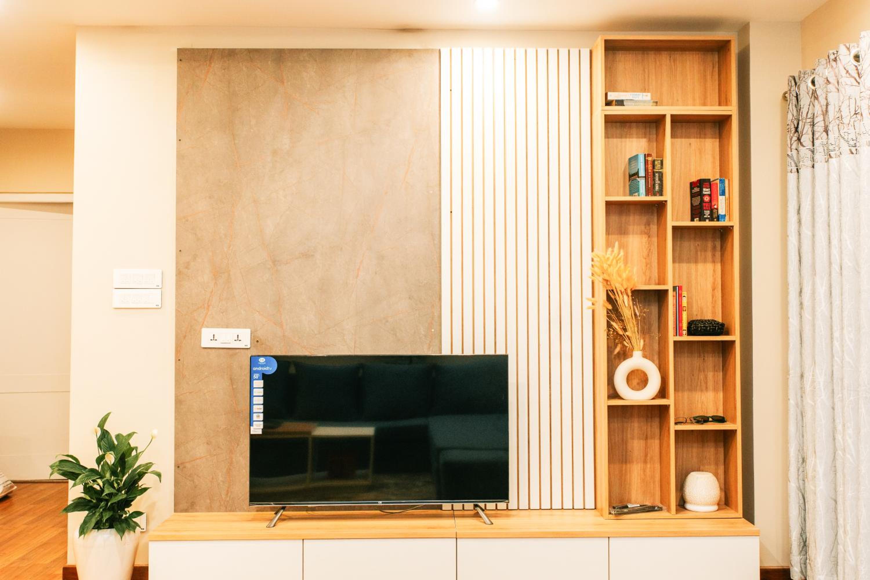 2BHK Serviced Apartment at heart of city view 5