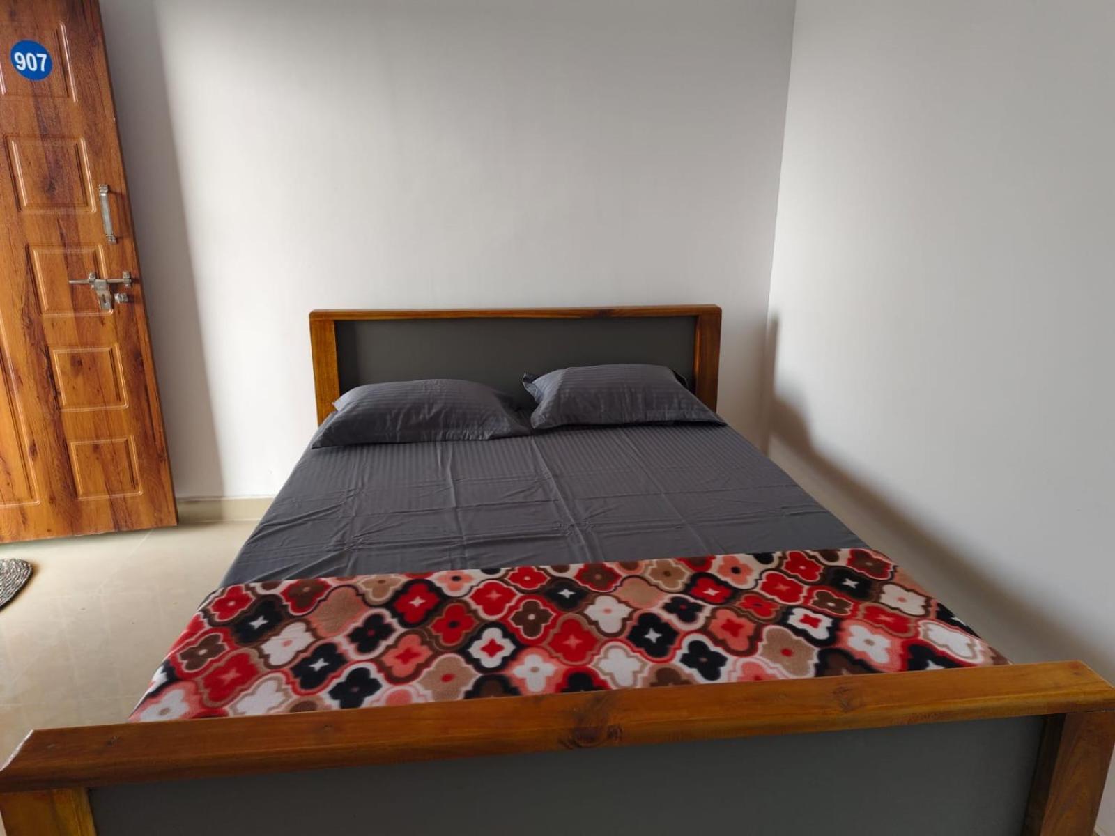 SJ boarding and lodging with bar attached view 2
