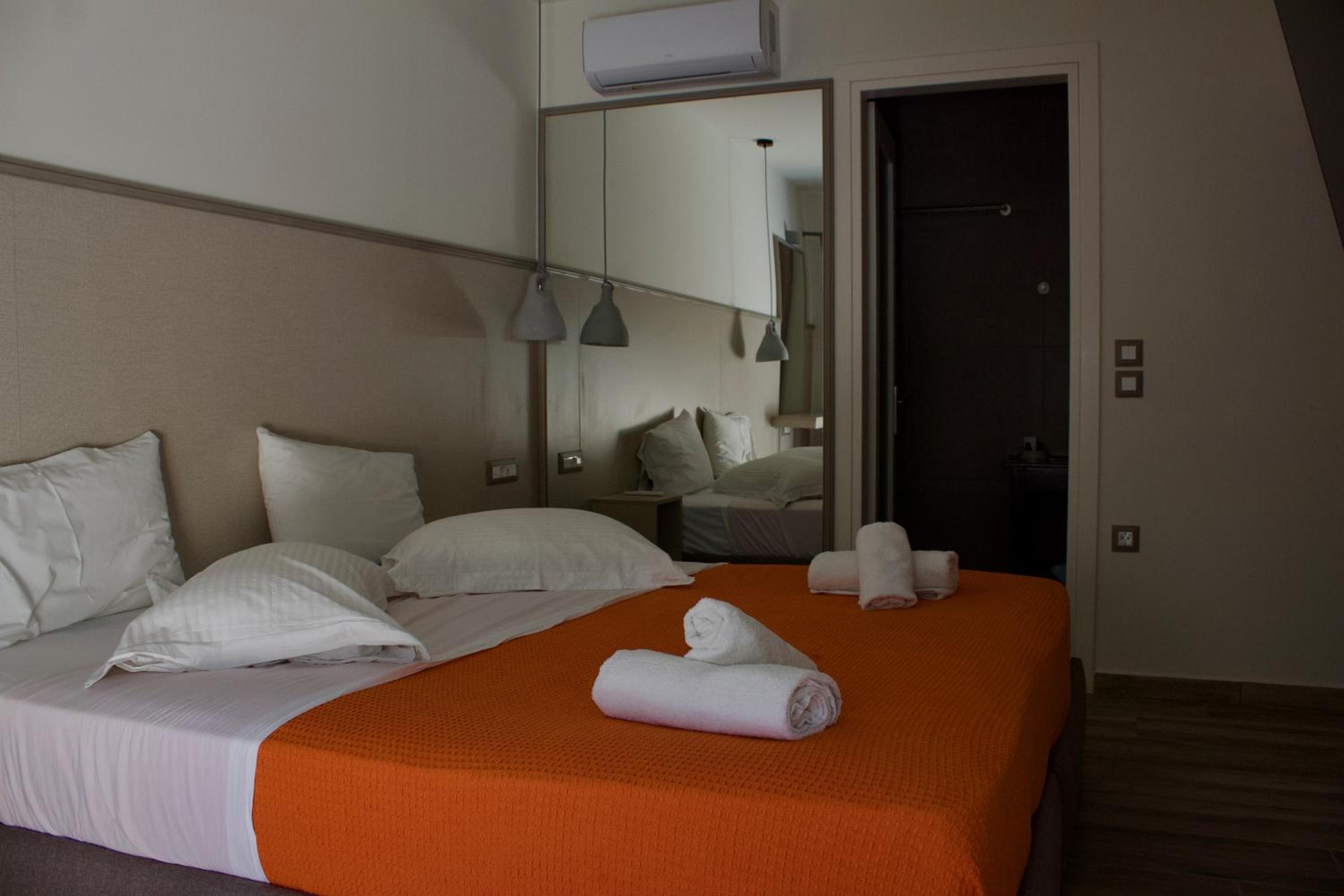 Makris Yialos Apartments