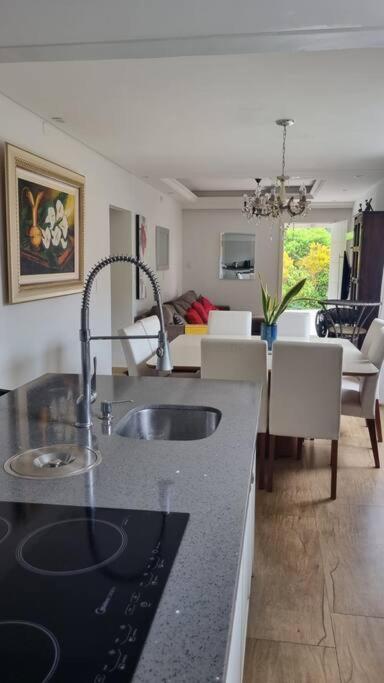 Casa 3 quartos, Praia Moçambique Floripa, SC