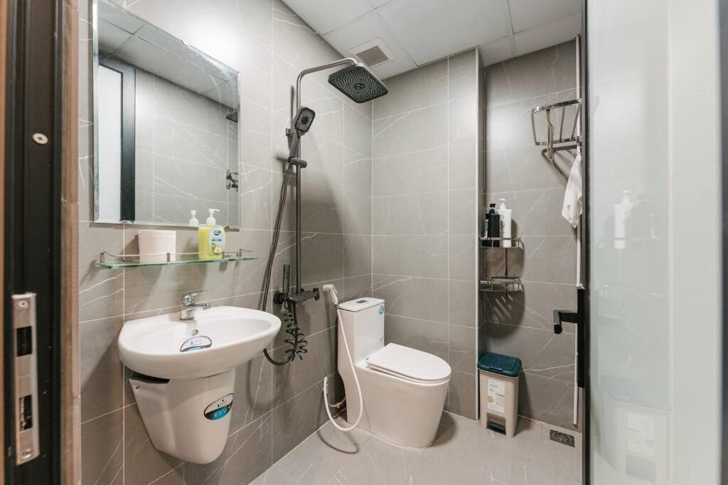 Elvevator Superlocation Morden Apt