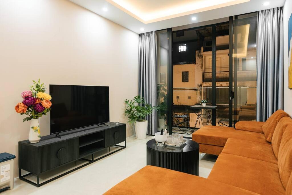Elvevator Superlocation Morden Apt