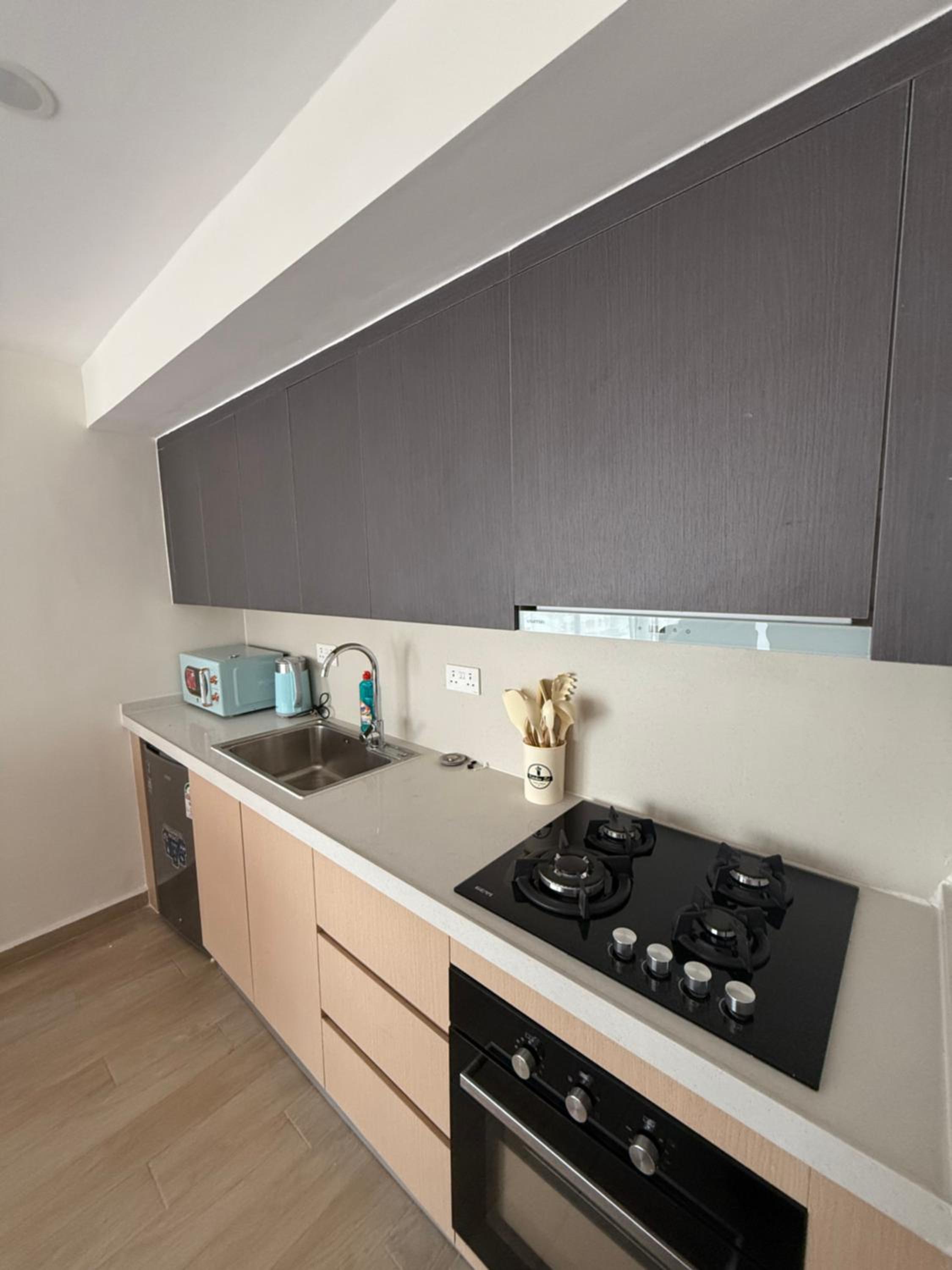 The Colorful Nest at Southpark Apartments view 4