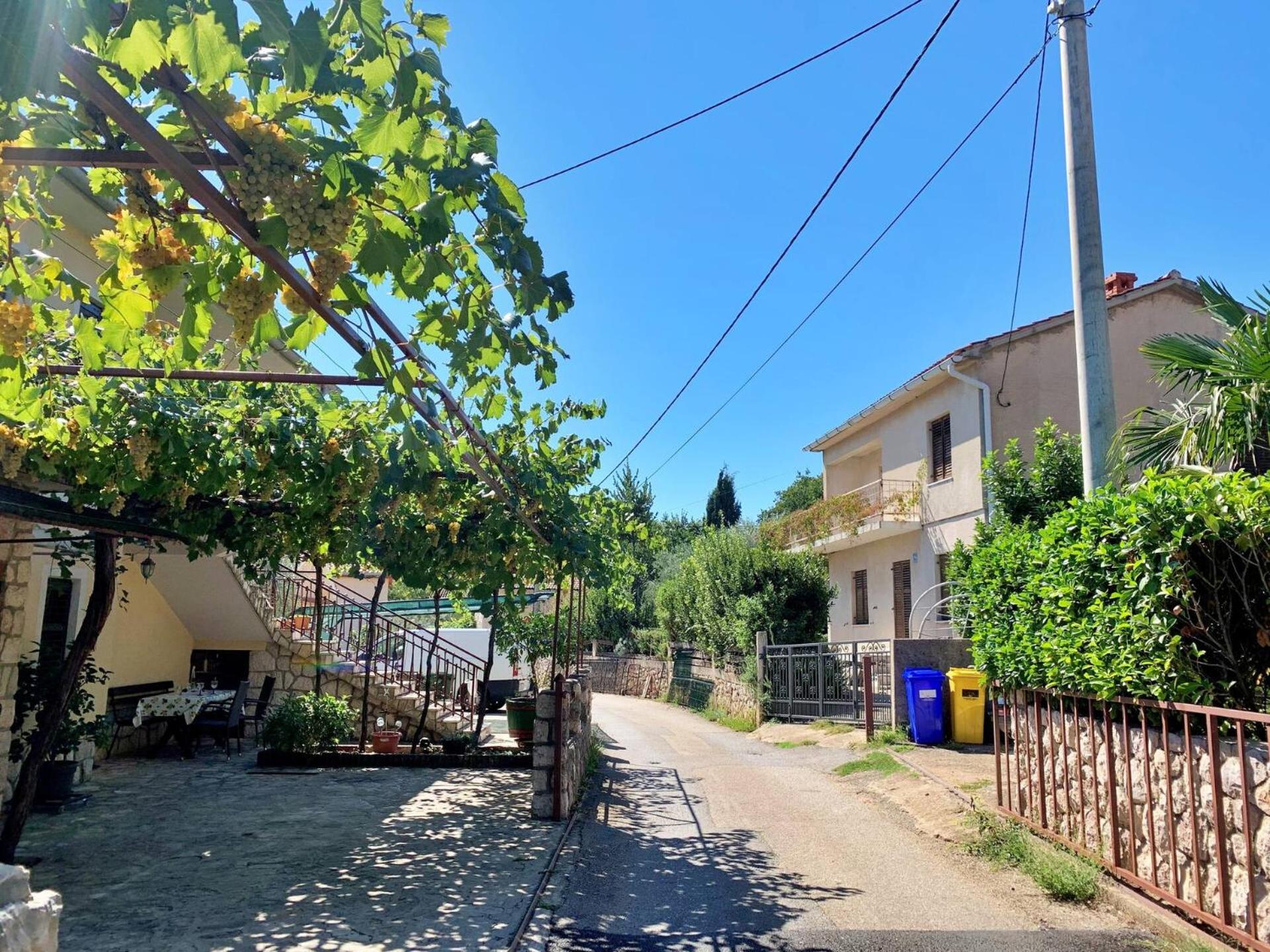 Apartments Santic