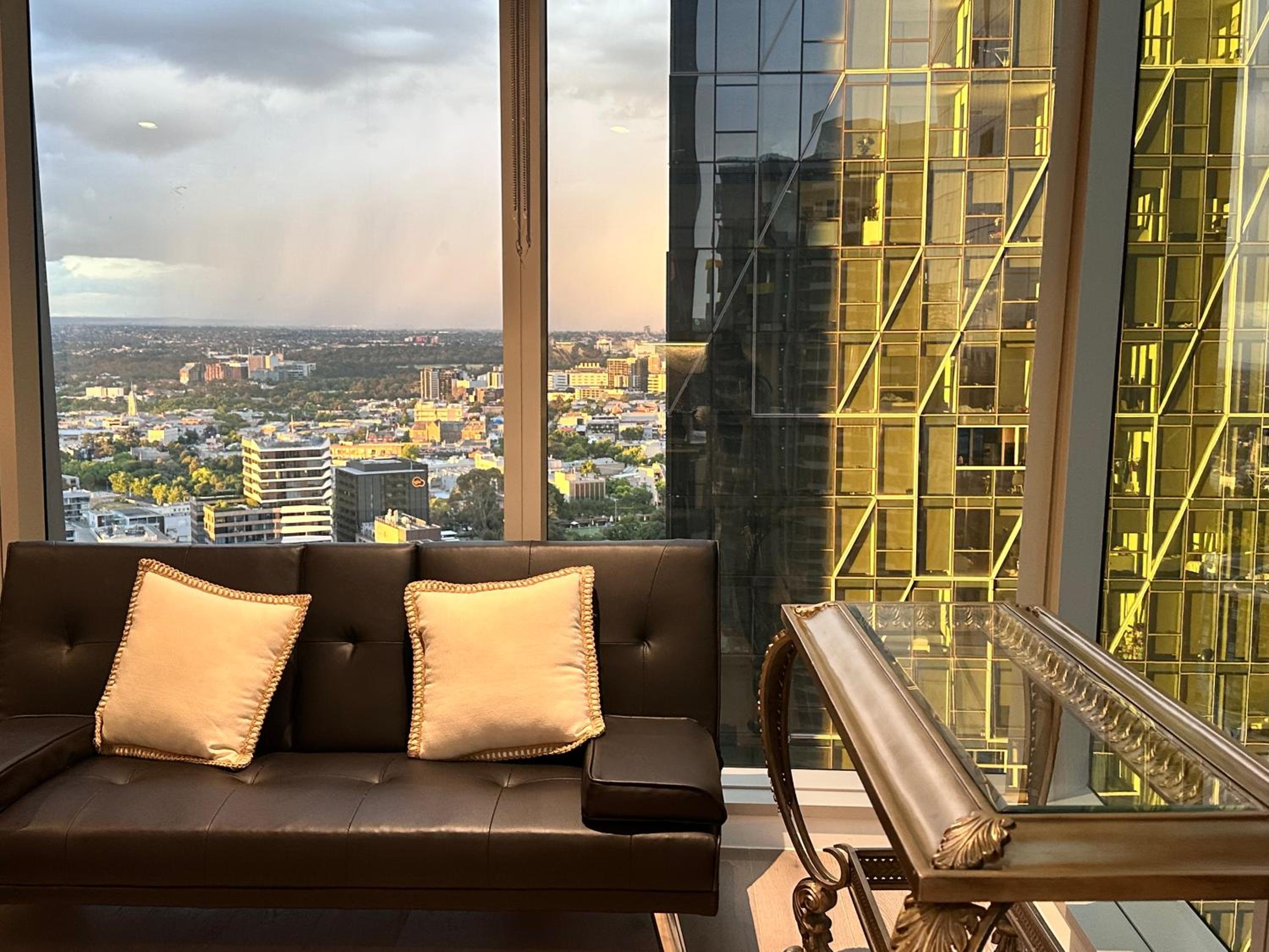 West Side Place Luxury Executive Residence by Ritz Carlton