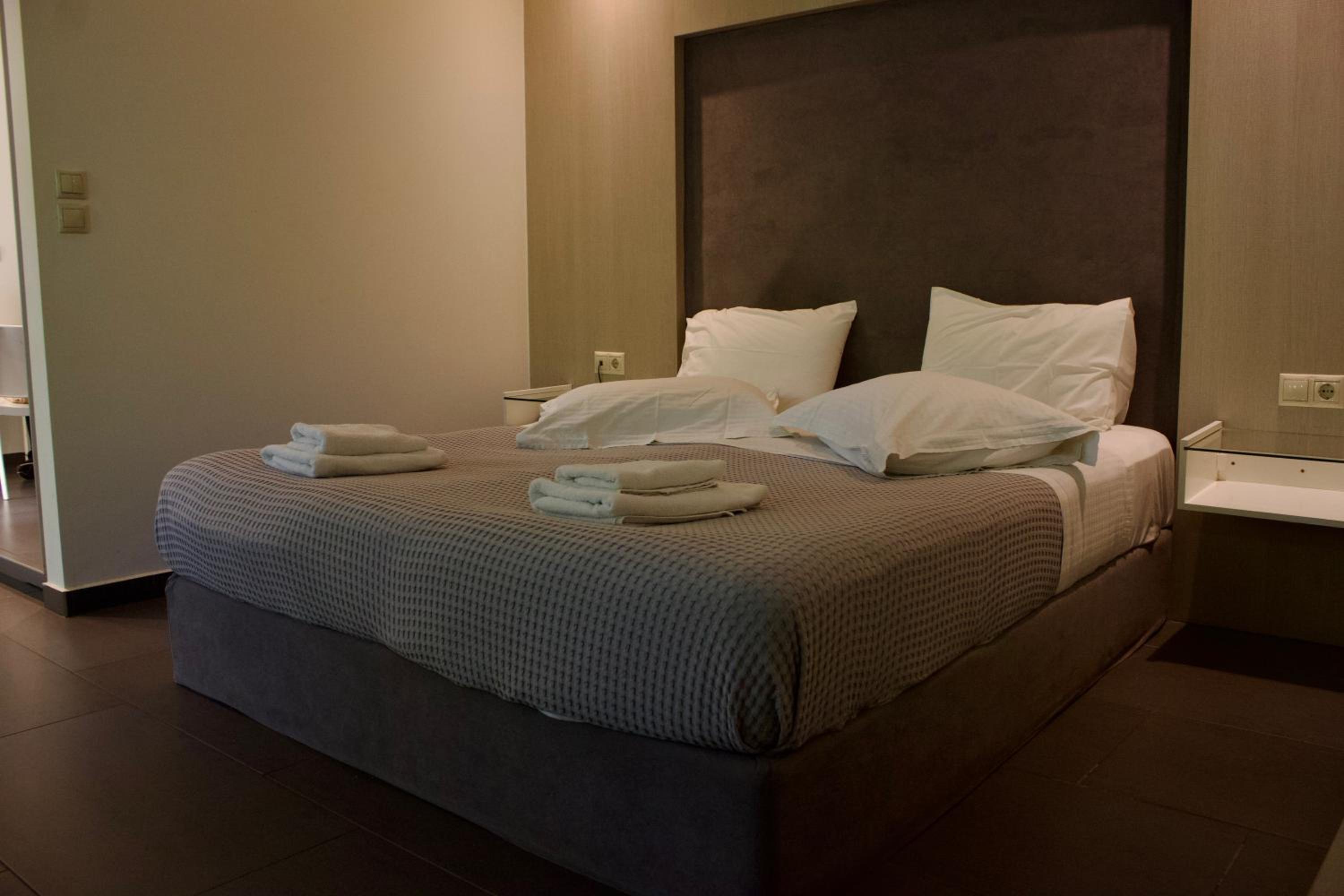 Makris Yialos Apartments
