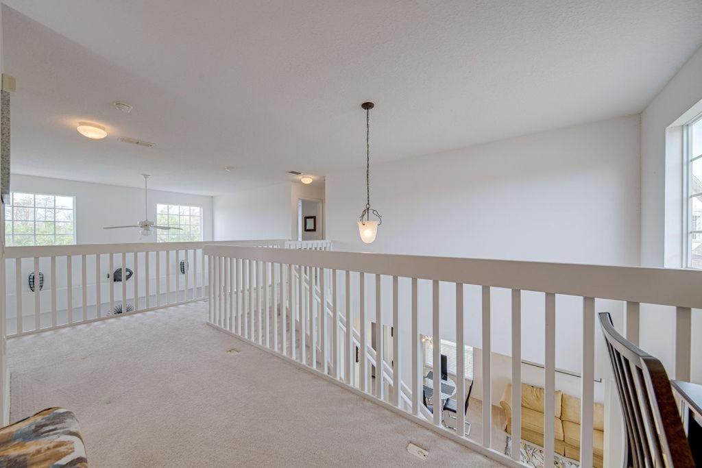 Newly Decorated 2O23 5 Bedroom Private Home