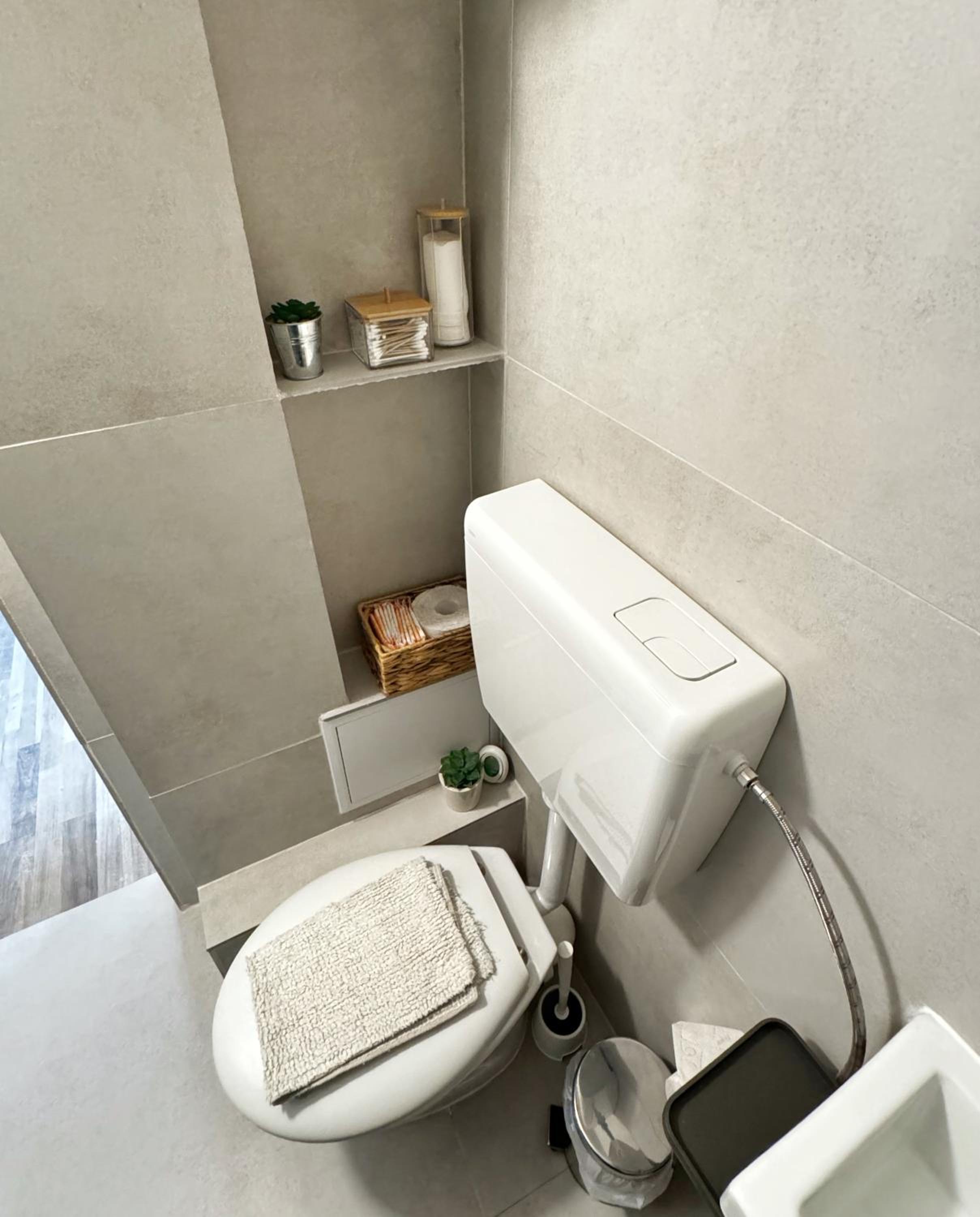 Cozy Studio Retreat - Quiet, Premium Stay