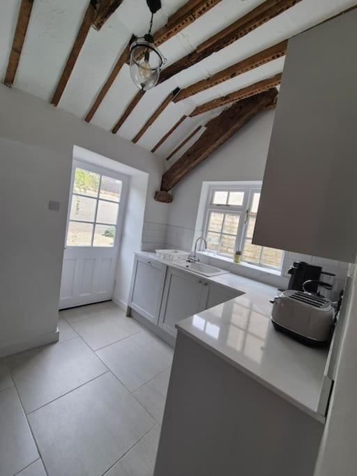 Cosy Cotswold Cottage