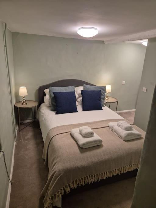 Cosy Cotswold Cottage