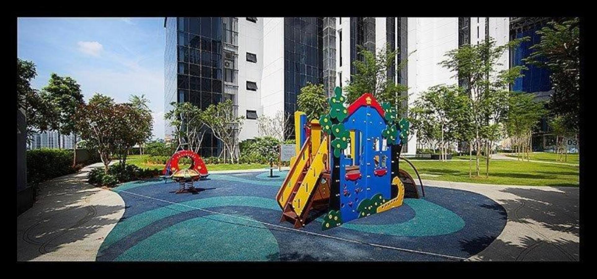 Mcity Ampang Duplex Groove