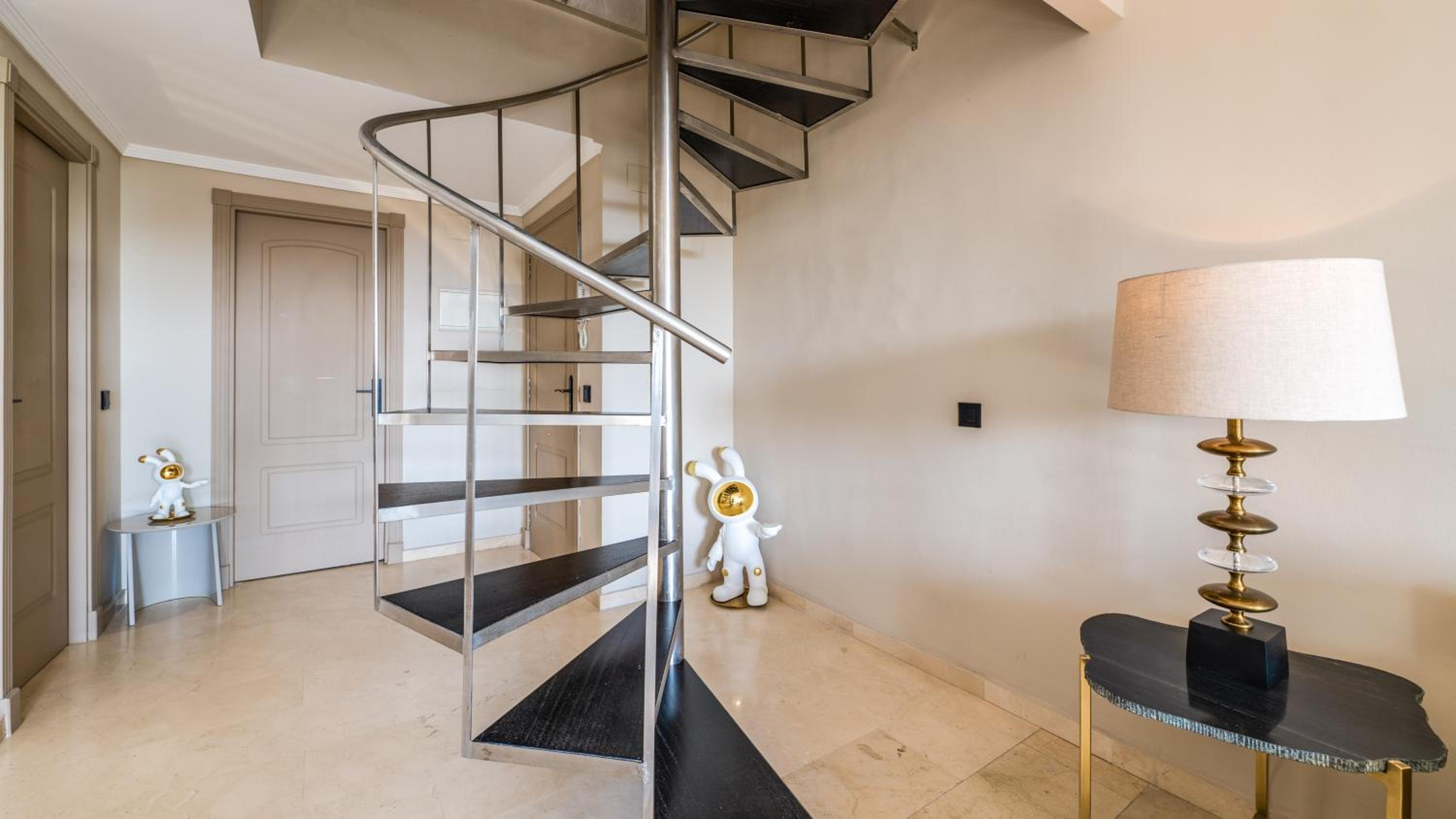 Mediterranean dream banus penthouse with seaviews