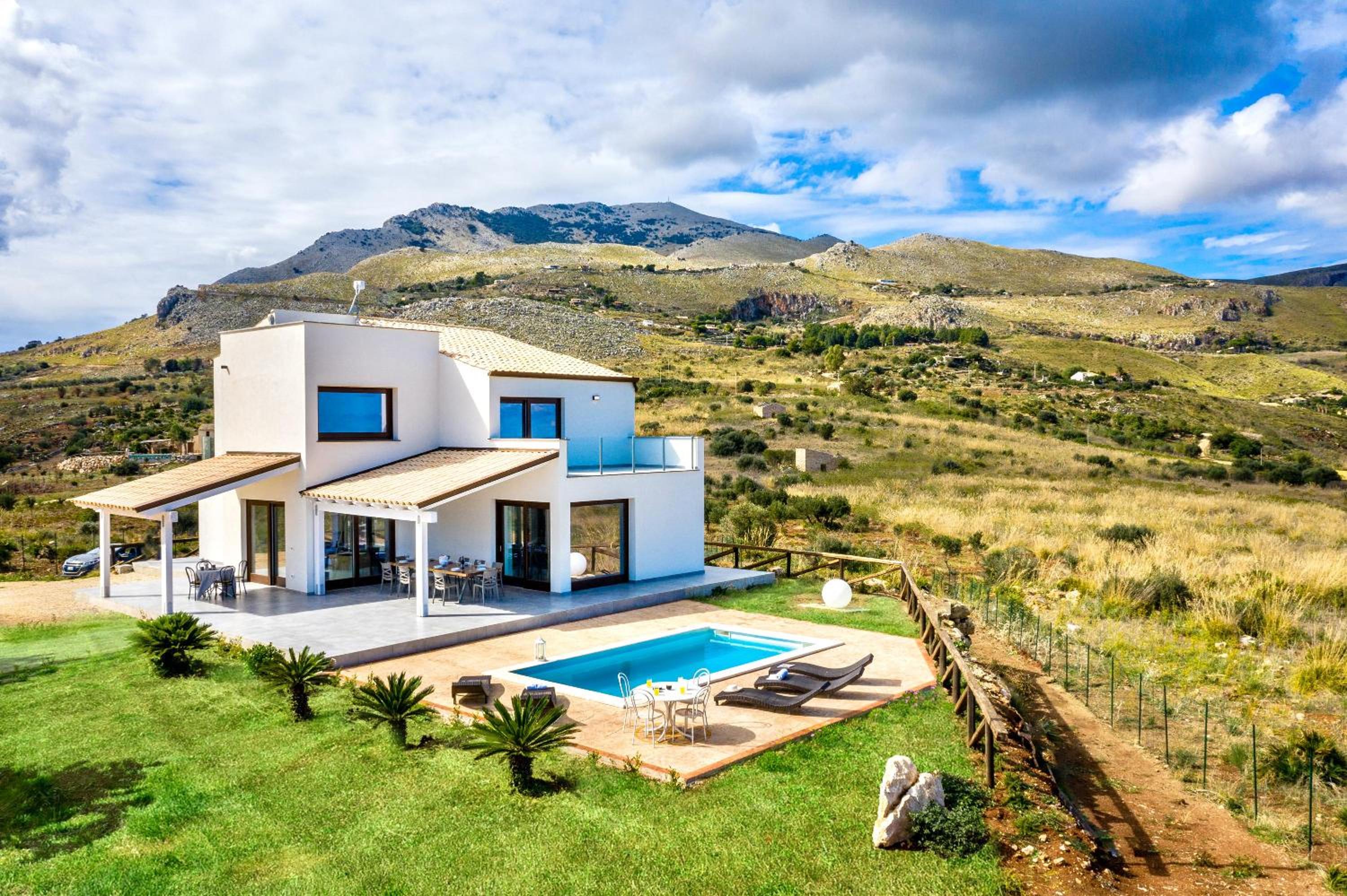 Villa Monica view 3