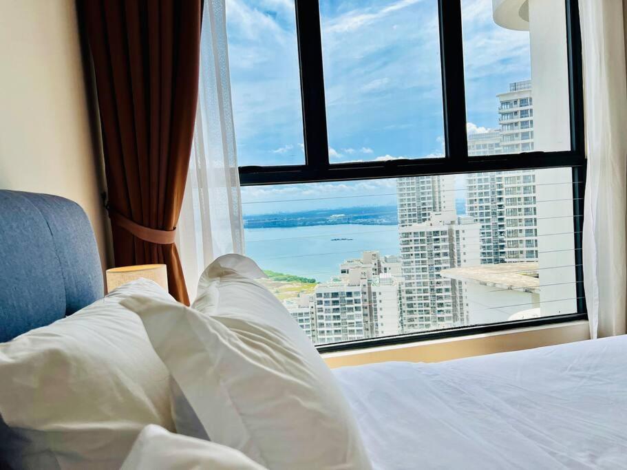 Country Garden Danga Bay Lovell by R9 HomeStay