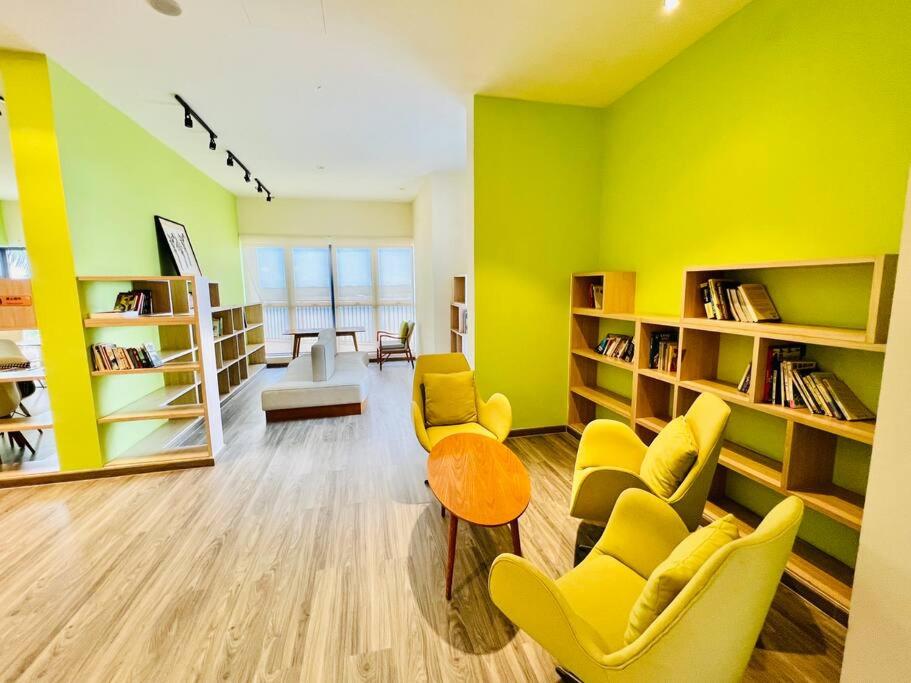Country Garden Danga Bay Lovell by R9 HomeStay