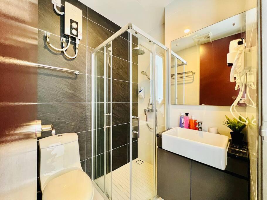 Country Garden Danga Bay Lovell by R9 HomeStay